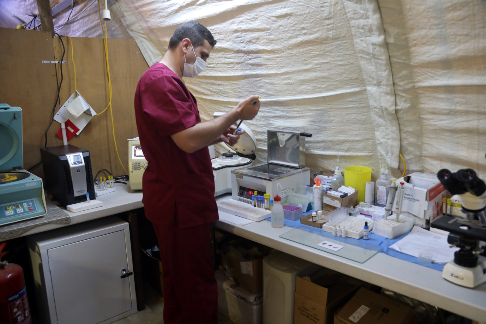 المستشفى الميداني الأردني جنوب غزة/7 ينظم حملة للتبرع بالدم