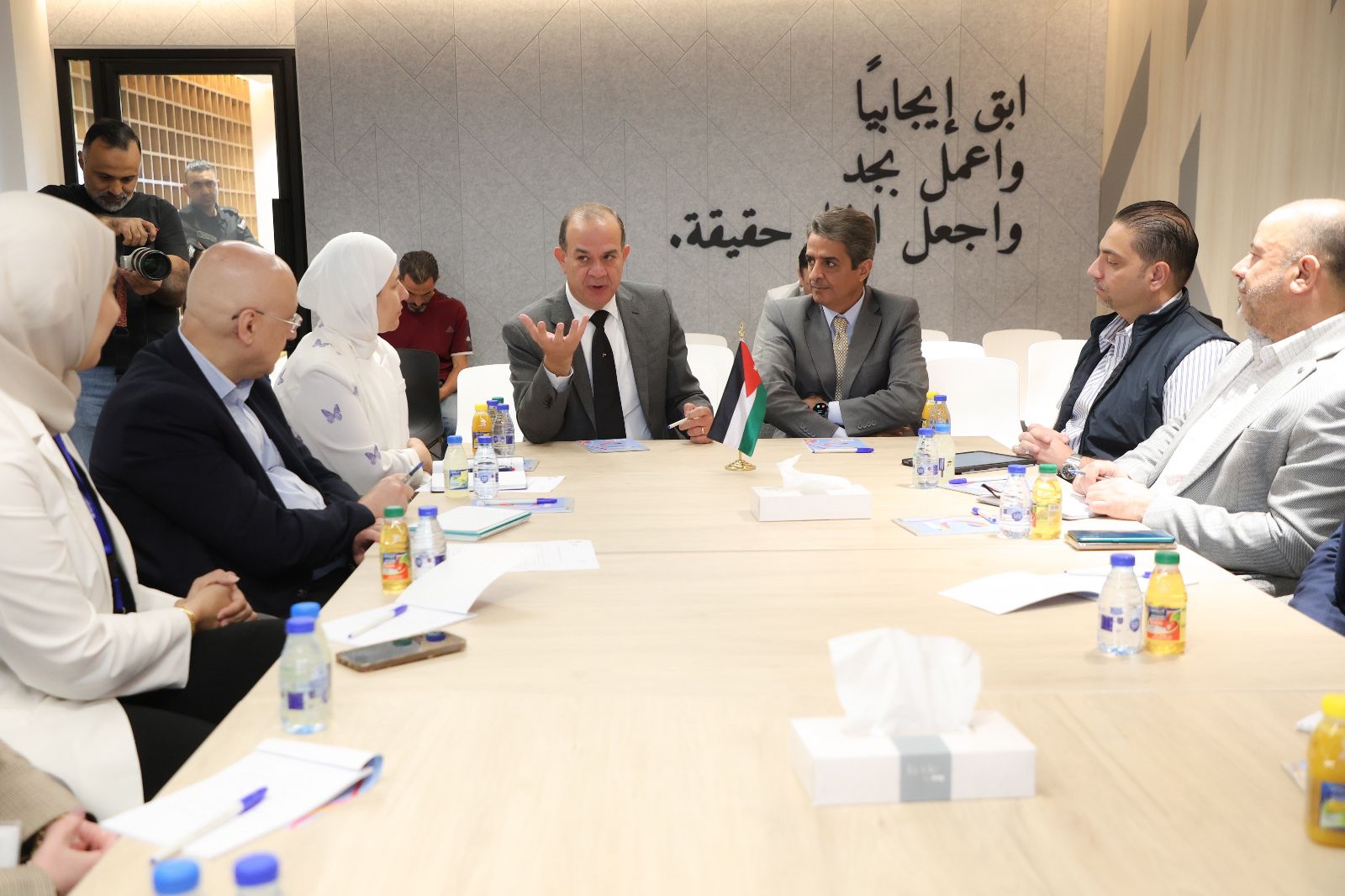 بحث مستجدات خطة دمج وتطوير محطات المستقبل والمراكز الشبابية