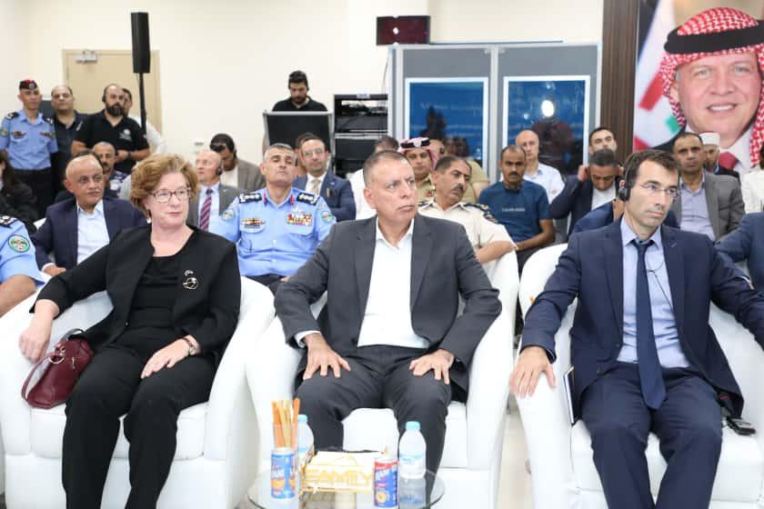 وزير الداخلية يفتتح غرفة عمليات الإدارة المتكاملة ومبنى المسافرين في مركز حدود الكرامة