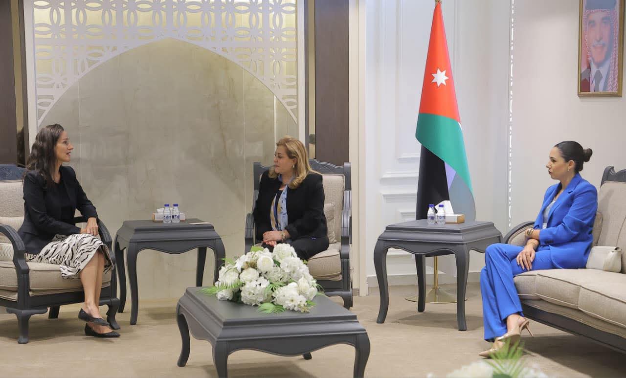 مساعد رئيس مجلس النواب تلتقي السفيرة السويسرية