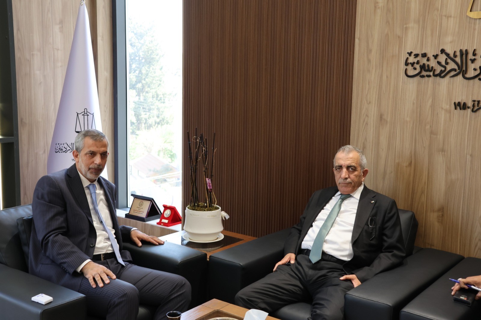 وزير الثقافة يؤكد أهمية تعزيز الوعي المجتمعي بالقانون