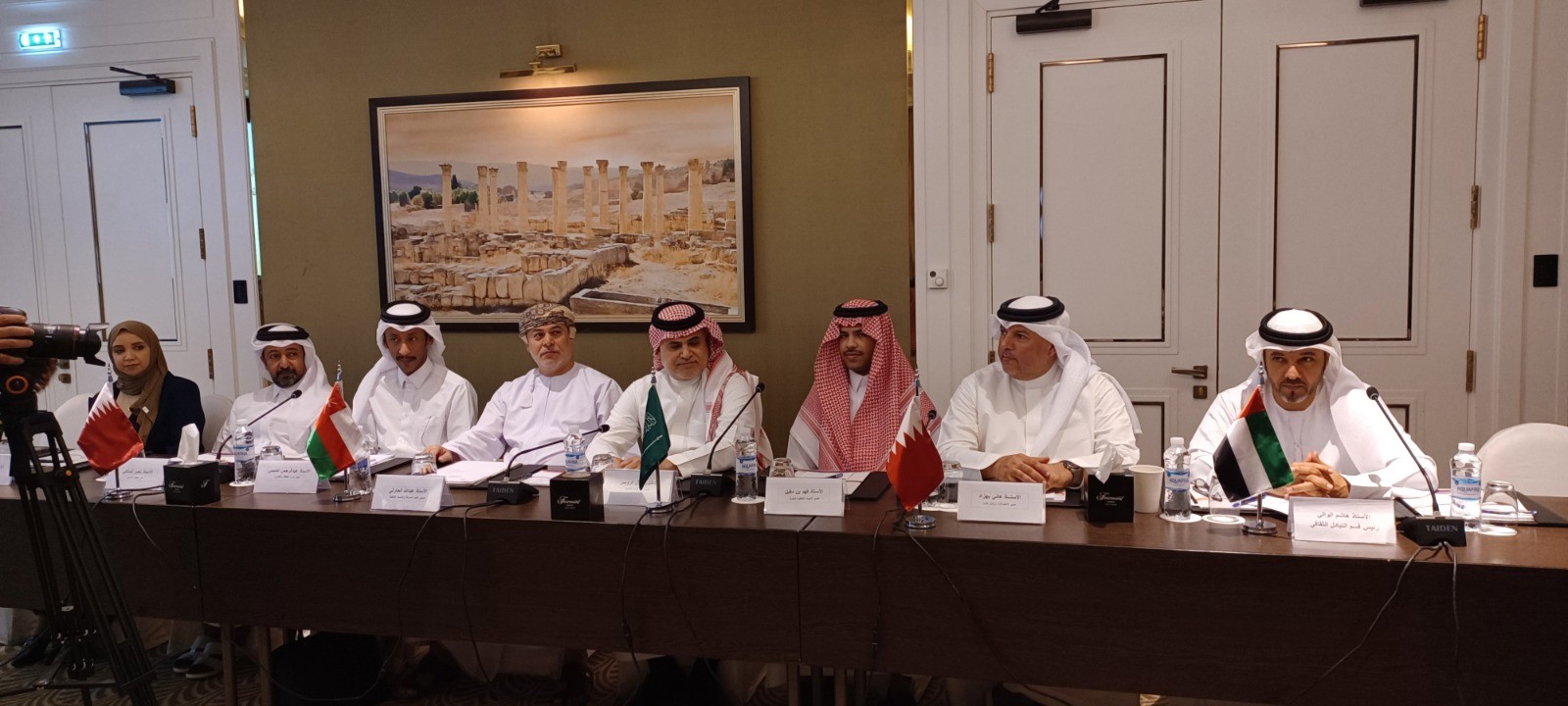 بحث تفعيل التعاون المشترك بين وزارة الثقافة وفريق عمل التعاون الثقافي لمجلس التعاون بدول الخليج العربية