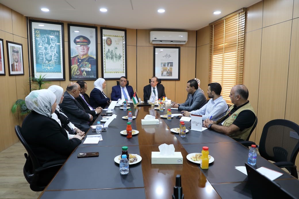 وزير الاقتصاد الرقمي يطلع  على البرامج التدريبية للأكاديمية الدولية للتجارة الإلكترونية واللوجستيك