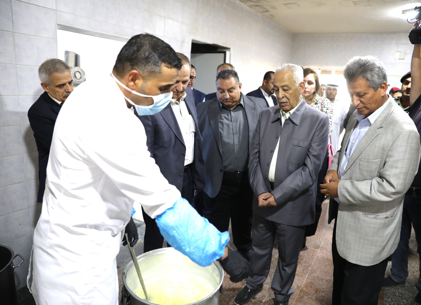  رئيس الديوان الملكي يتفقد مشاريع مبادرات ملكية تنموية في المفرق 