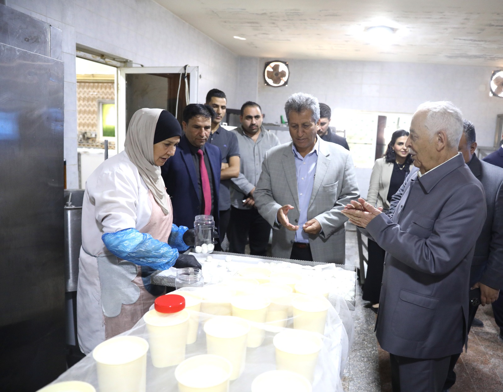  رئيس الديوان الملكي يتفقد مشاريع مبادرات ملكية تنموية في المفرق 