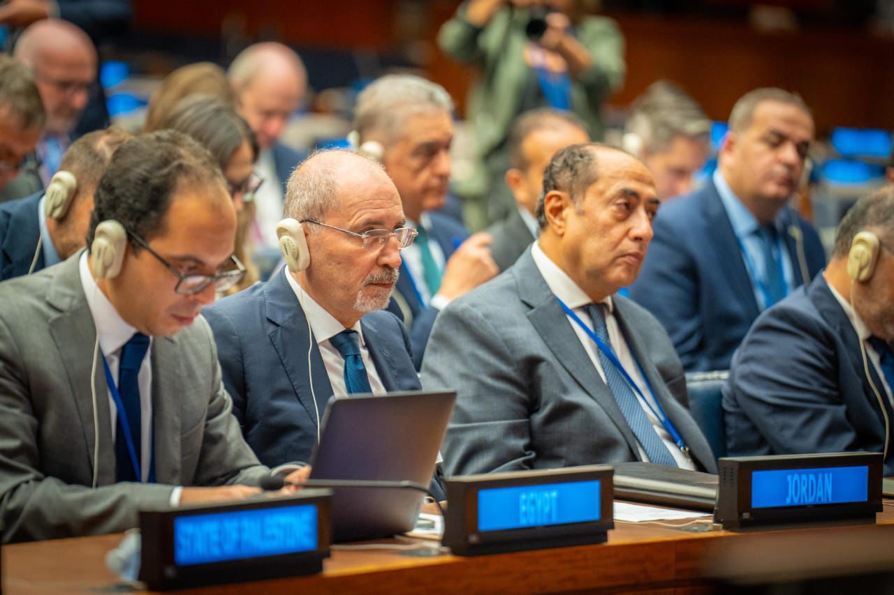 وزير الخارجية يشارك باجتماع التحالف الدولي لتنفيذ حل الدولتين