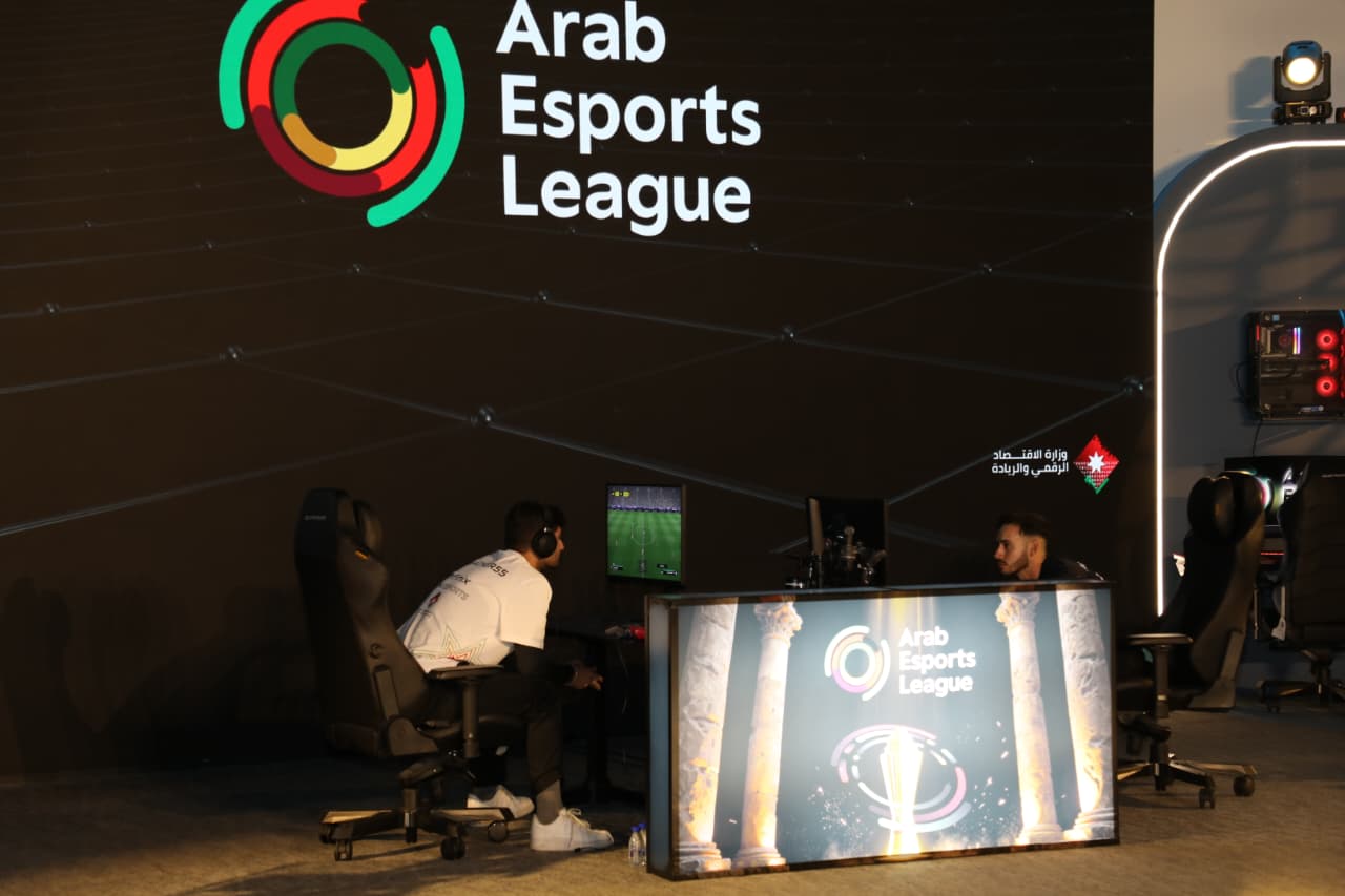 برعاية الأمير عمر بن فيصل.. انطلاق منافسات النسخة الرابعة للدوري العربي للرياضات الإلكترونية