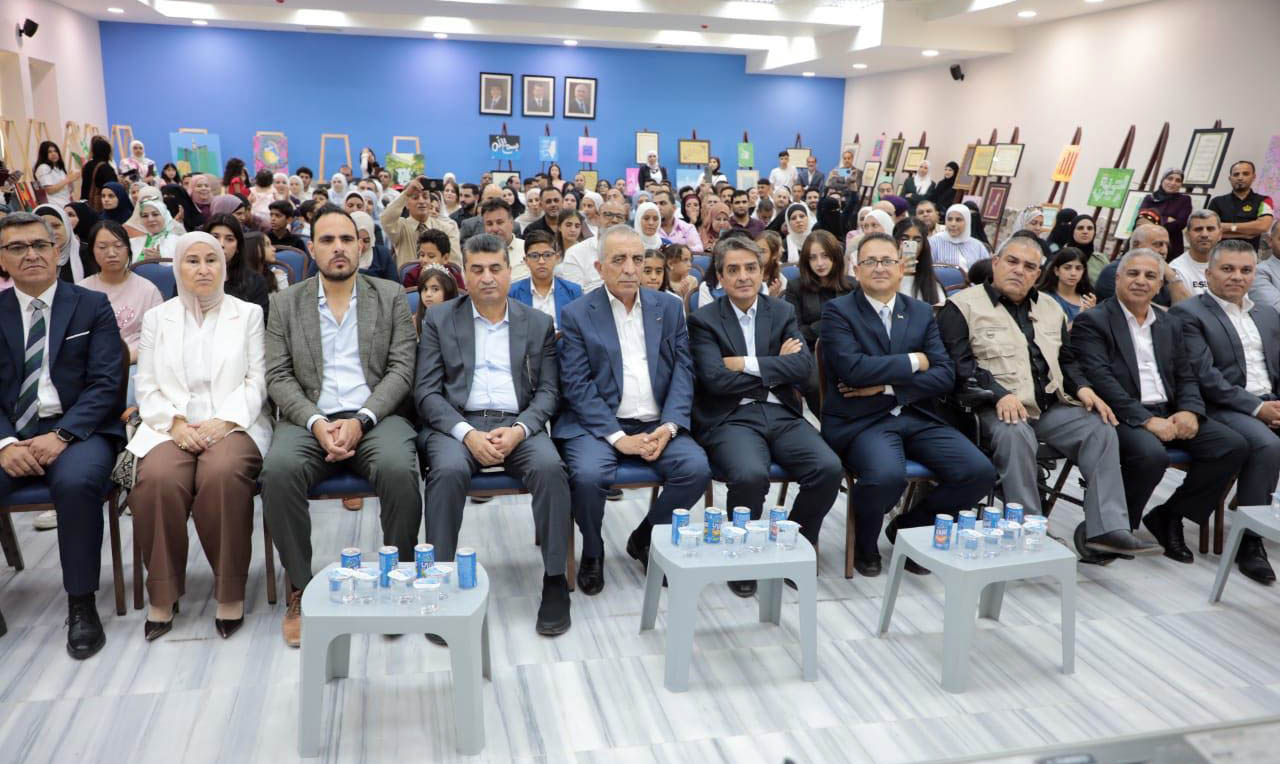 وزير الثقافة يرعى تخريج الفوج الأول من طلبة مركز تدريب الفنون في العقبة