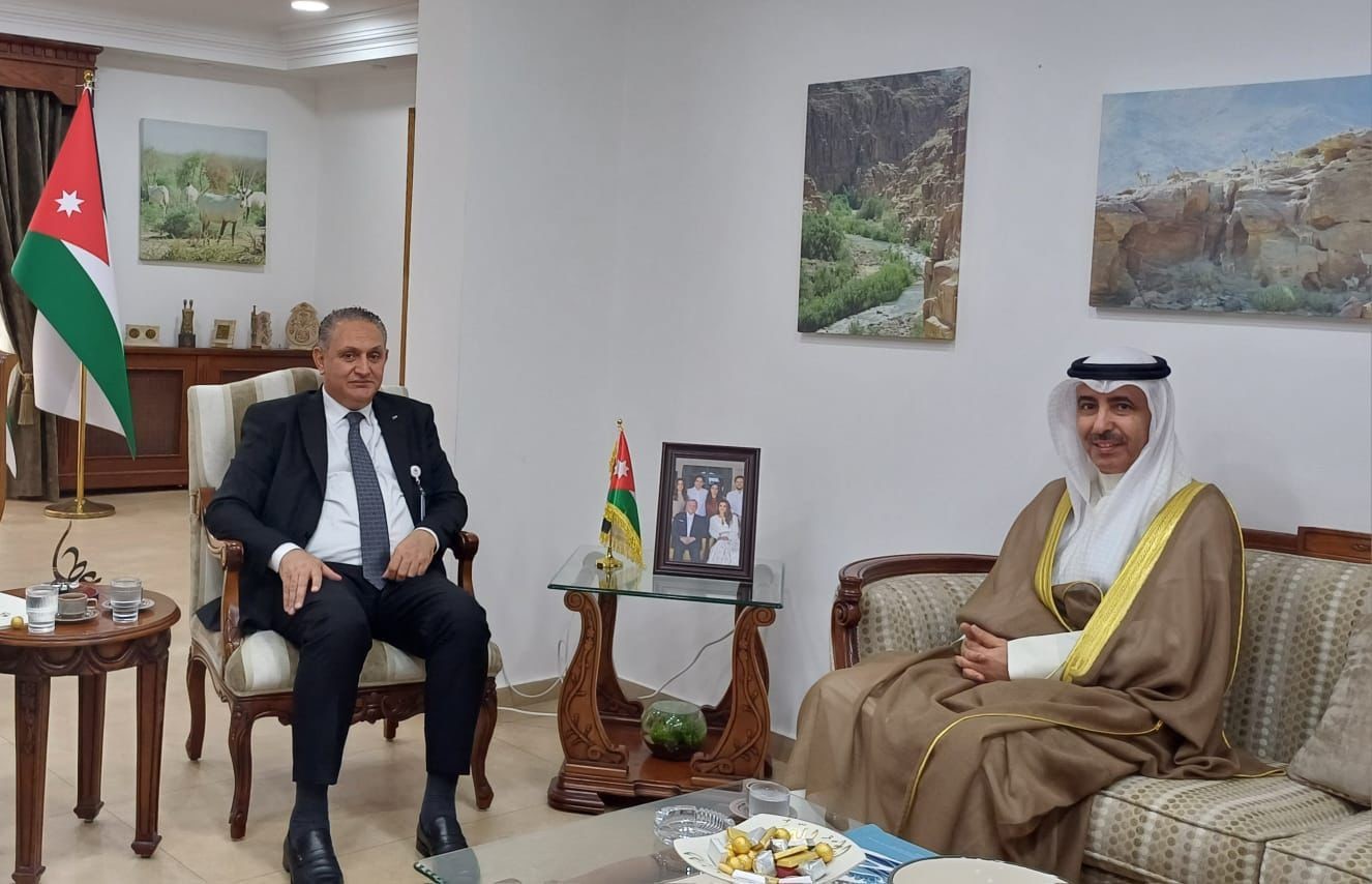 وزير البيئة يبحث والسفير الكويتي التعاون البيئي