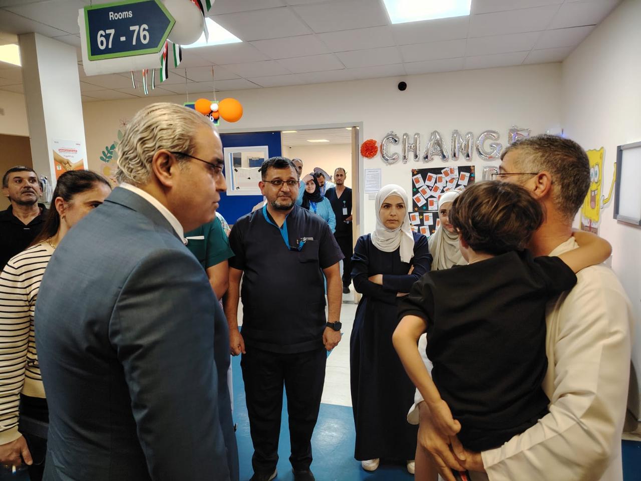 وزير الصحة يعلن تفعيل وحدتي الخداج والعناية الحثيثة بمستشفى الشيخ بن زايد بالعقبة