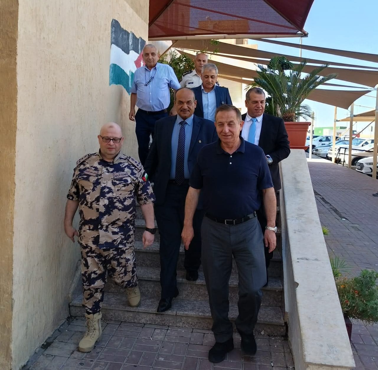 خريسات يتفقد زراعة العقبة والمركز الزراعي في مركز الجمرك