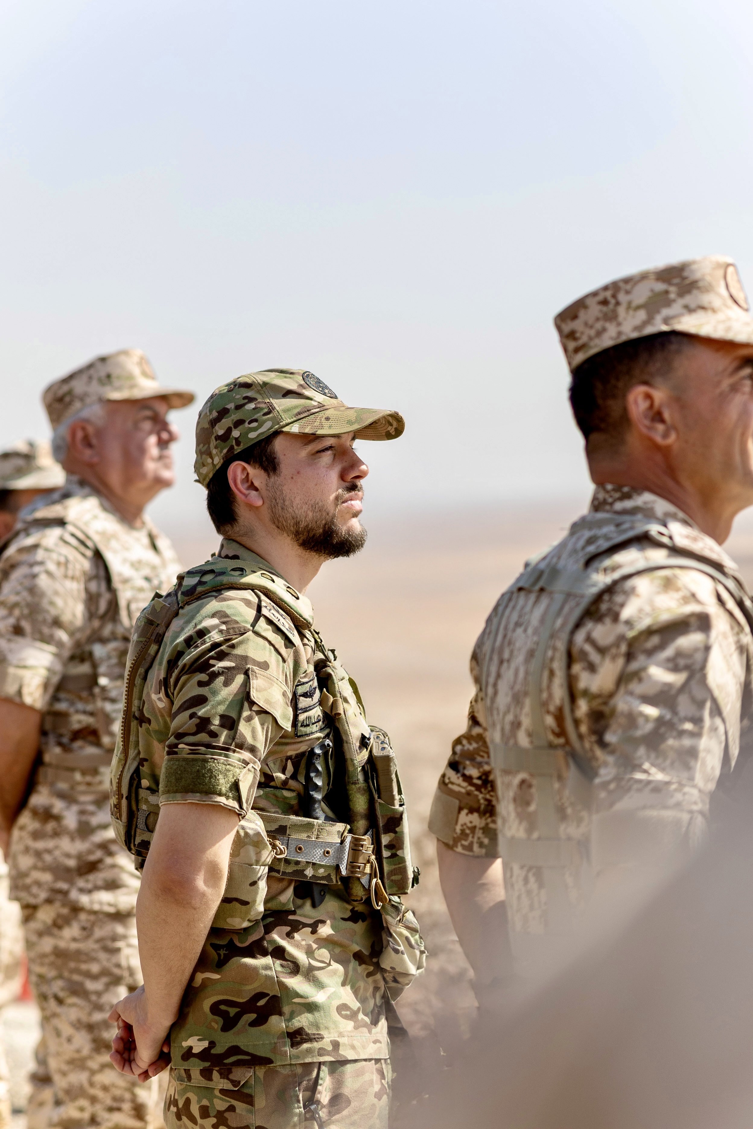 الملك وولي العهد يتابعان تمرينا ميدانيا لوحدات الدفاع الجوي الملكي