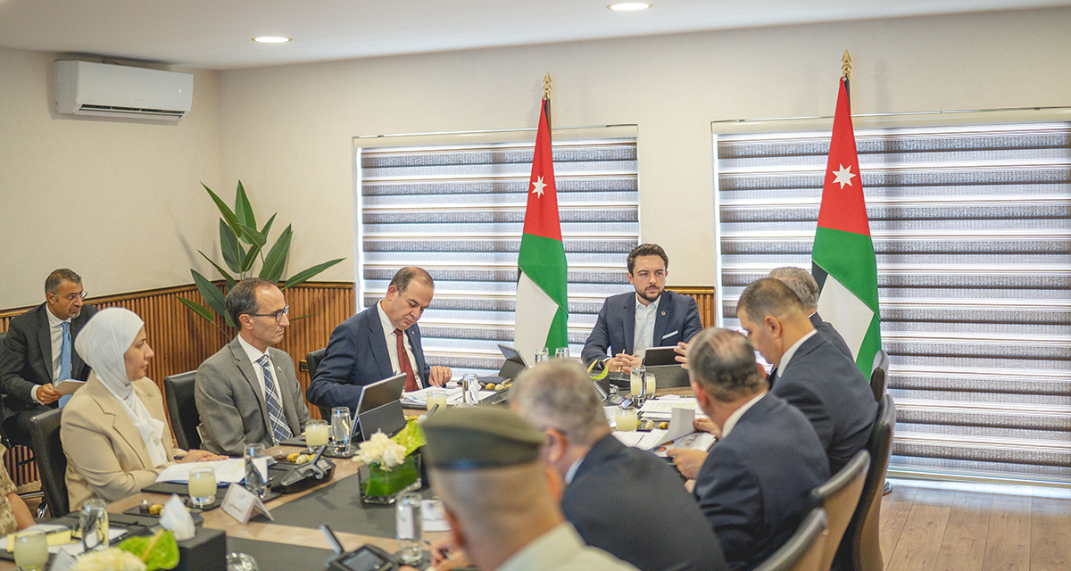 ولي العهد يطلع على الاستراتيجية الوطنية للأمن السيبراني 2025 - 2028 