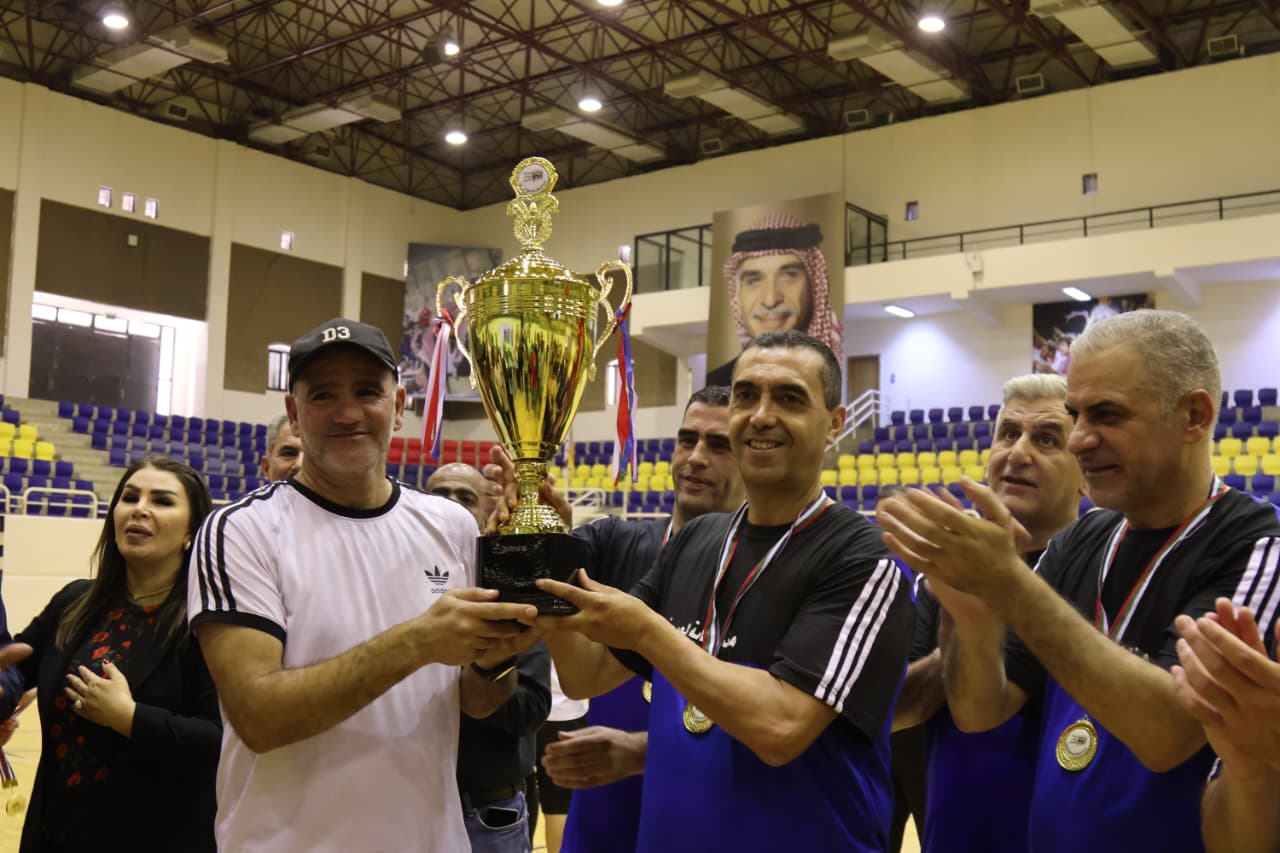 مباراة احتفالية تجمع منتخب نقابة الصحفيين ونجوم الكرة