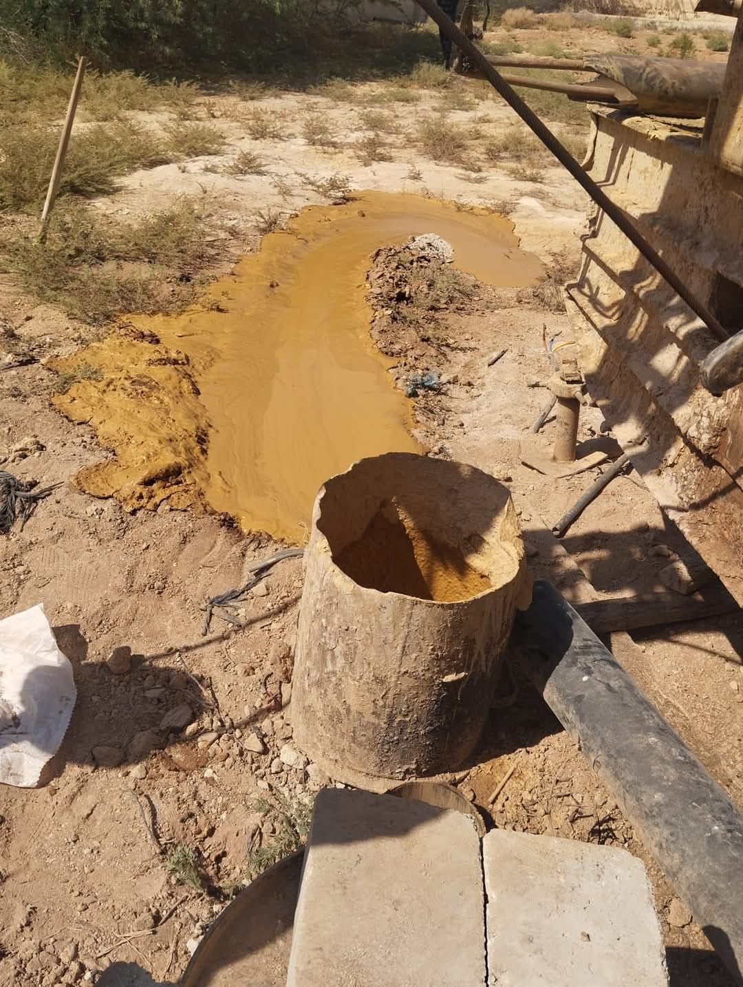 ضبط حفارة مخالفة في الشونة الجنوبية وحجزها