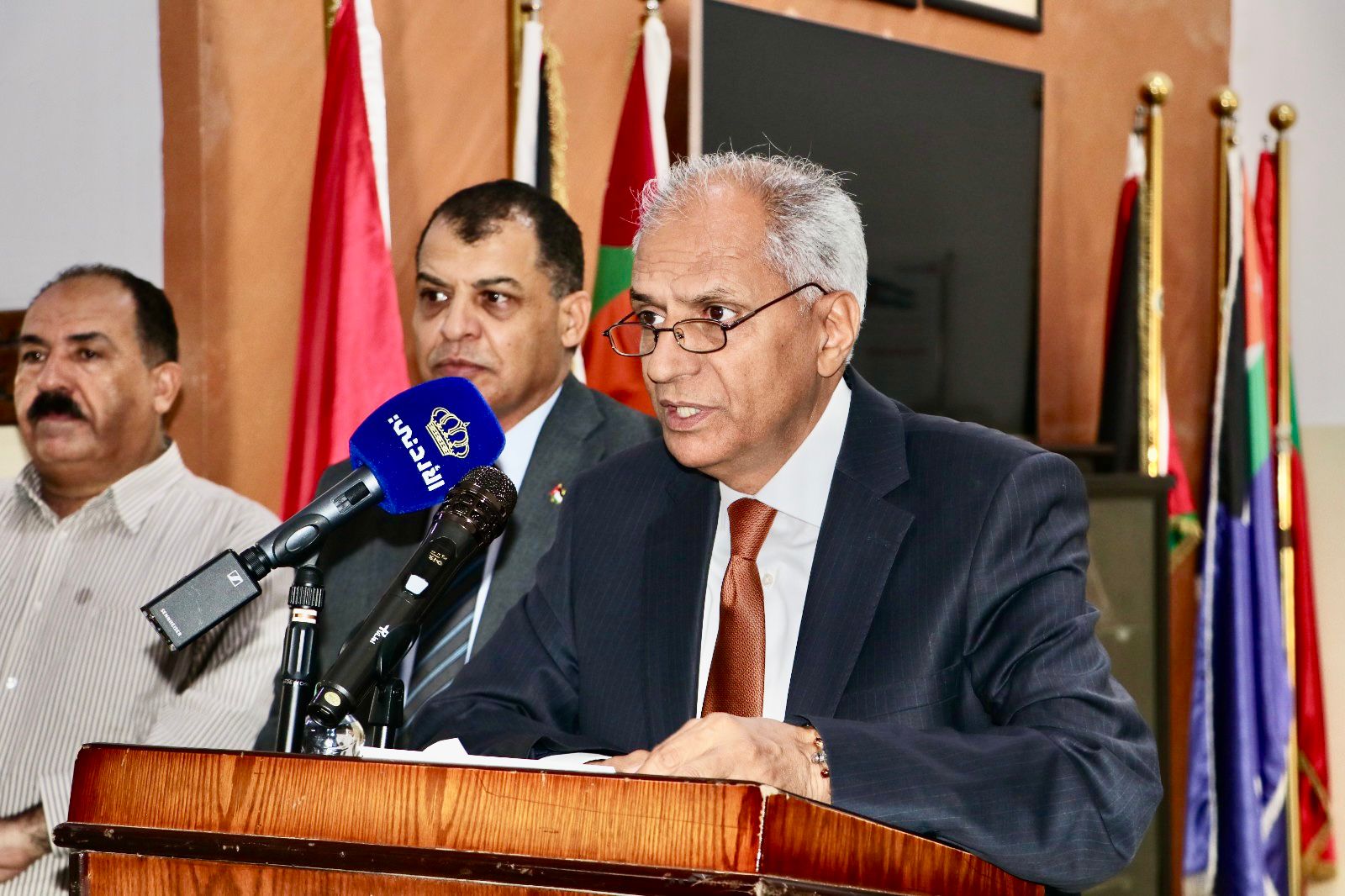 المتقاعدين العسكريين تسيّر رحلة عمرة للديار المقدسة