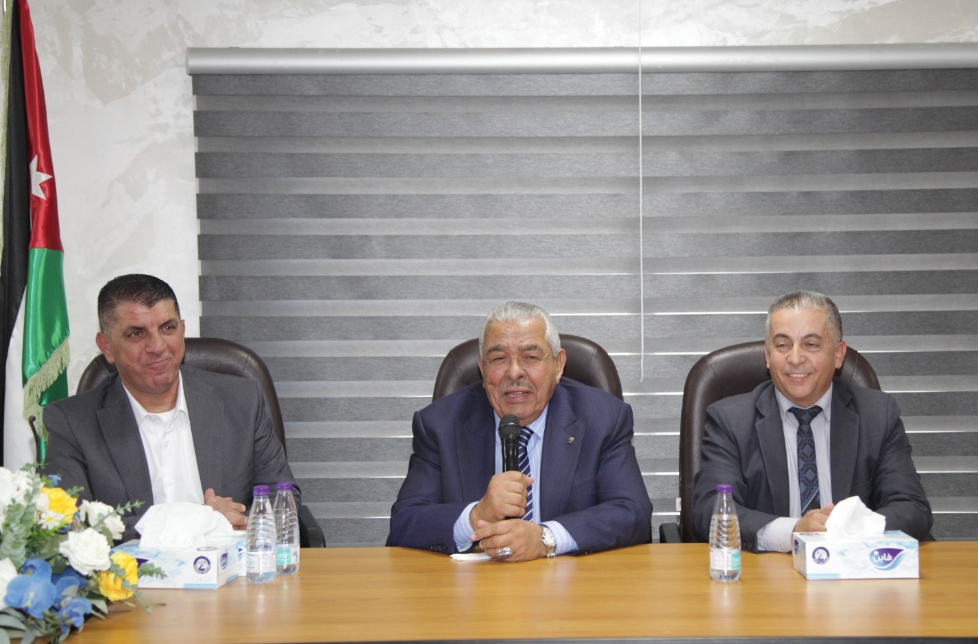 الروابدة يرعى حفل تكريم الموظف المثالي في مدينة السلط