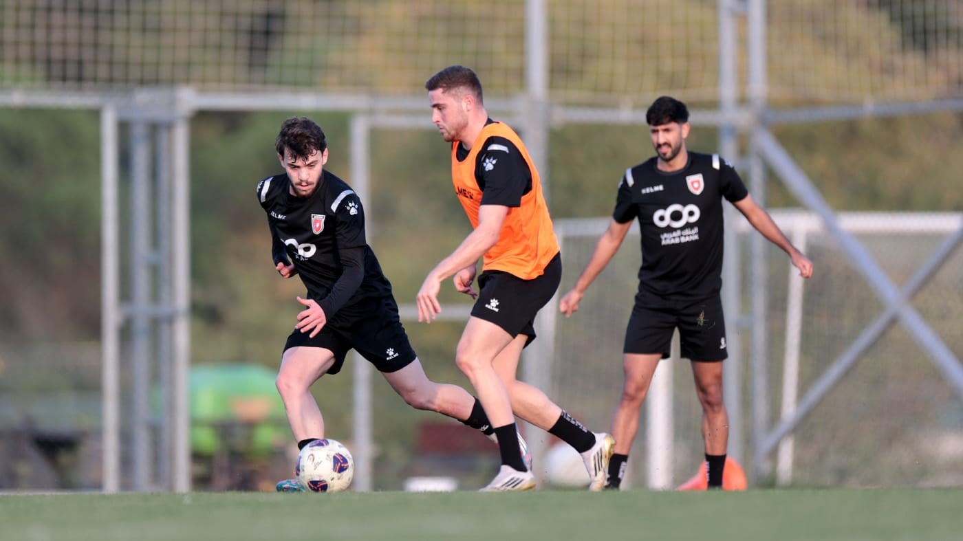 المنتخب الوطني لكرة القدم يبدأ تدريباته في تركيا