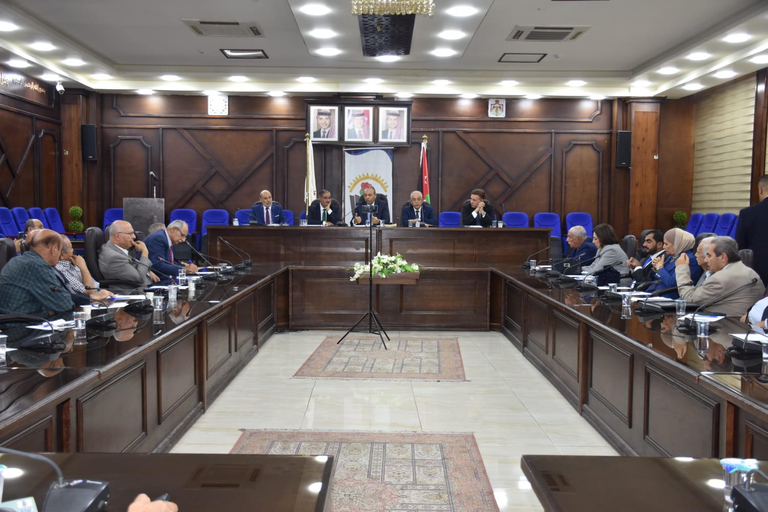 ندوة تؤكد ضرورة مواءمة مخرجات الجامعات مع حاجات سوق العمل