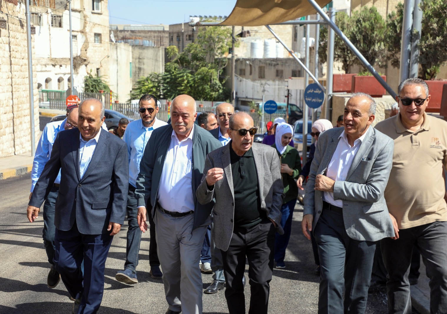 وفد وزاري يتفقد مشروع وسط مدينة إربد 