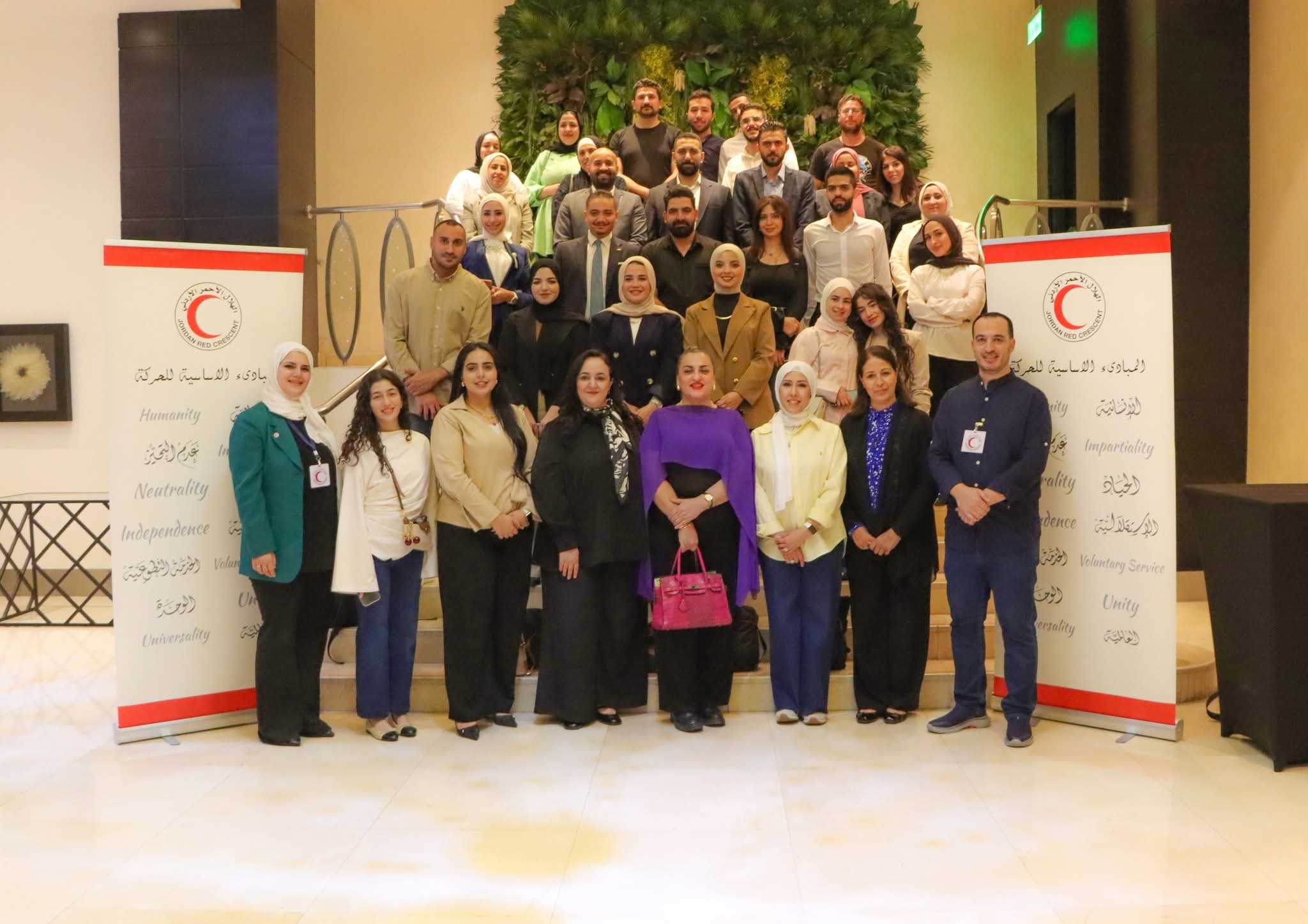 الهلال الأحمر ينظم ورشة عمل تدريبية حول أدوات الذكاء الاصطناعي