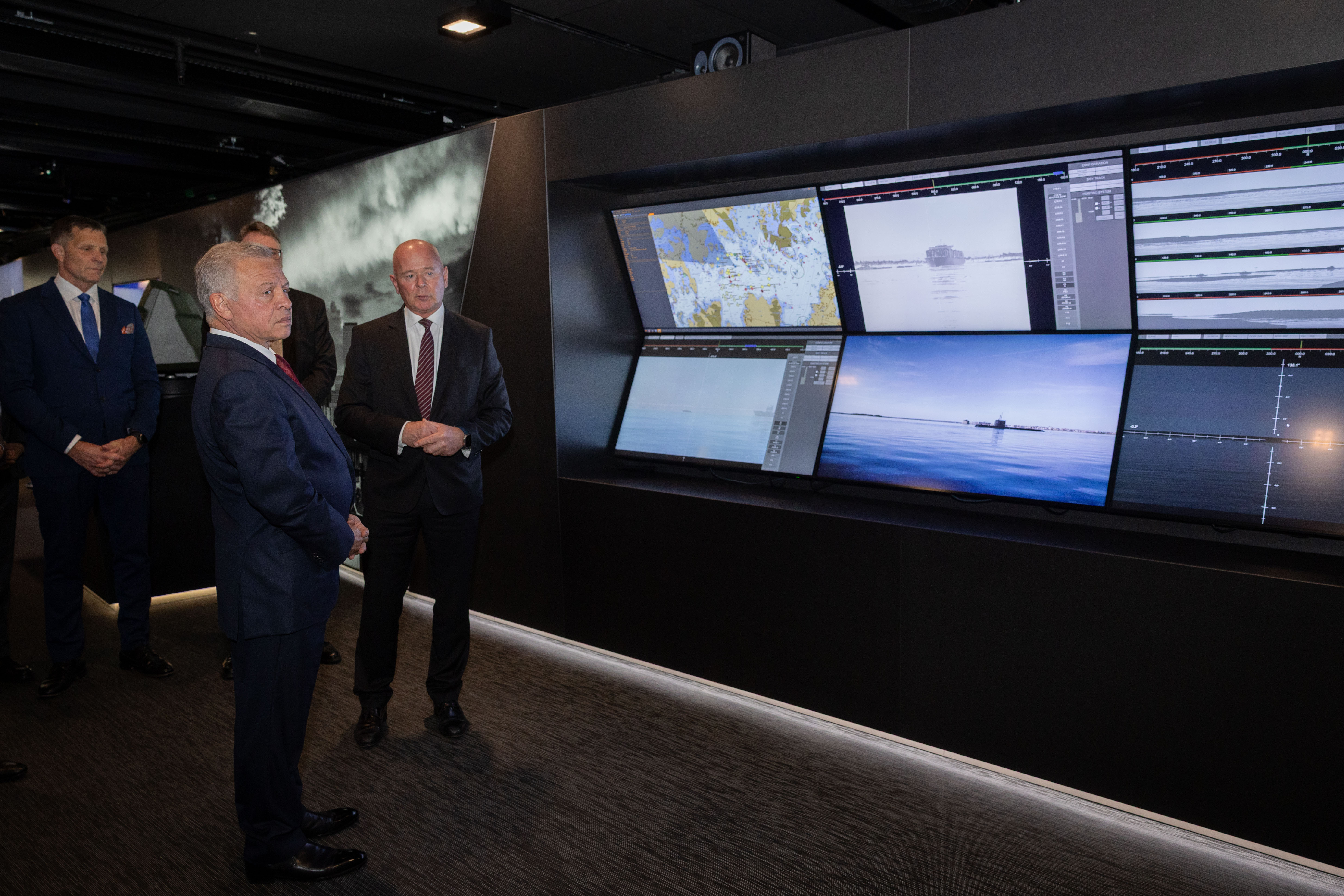 الملك يزور شركة ساب المختصة في الصناعات العسكرية بستوكهولم