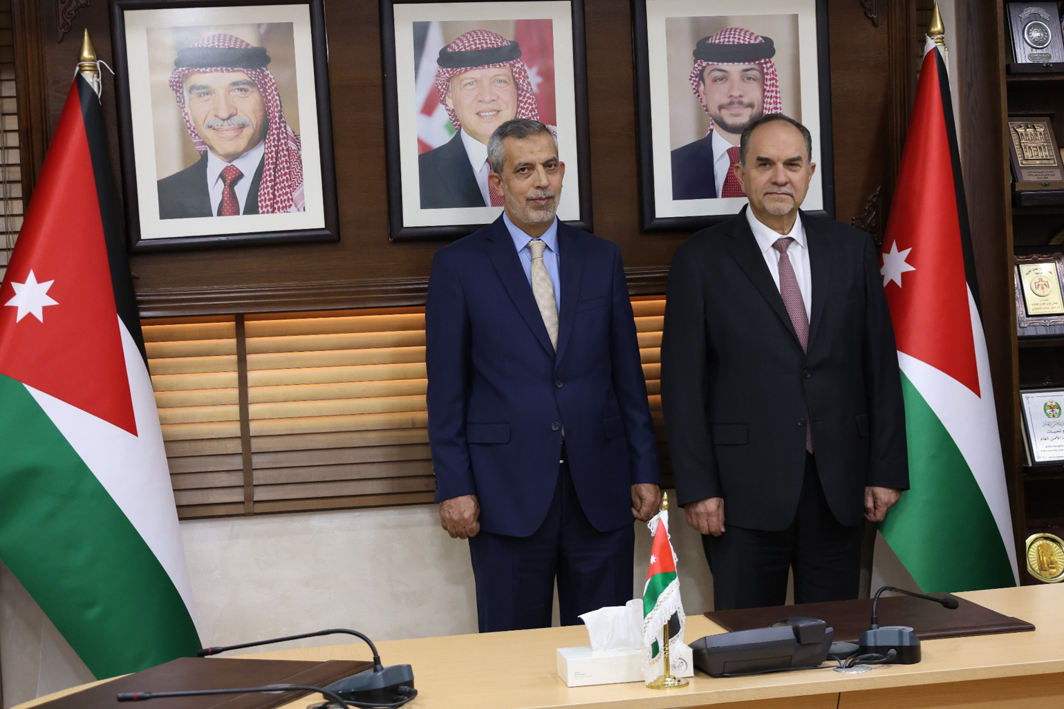 37 محاميا يؤدون اليمين القانونية أمام وزير العدل