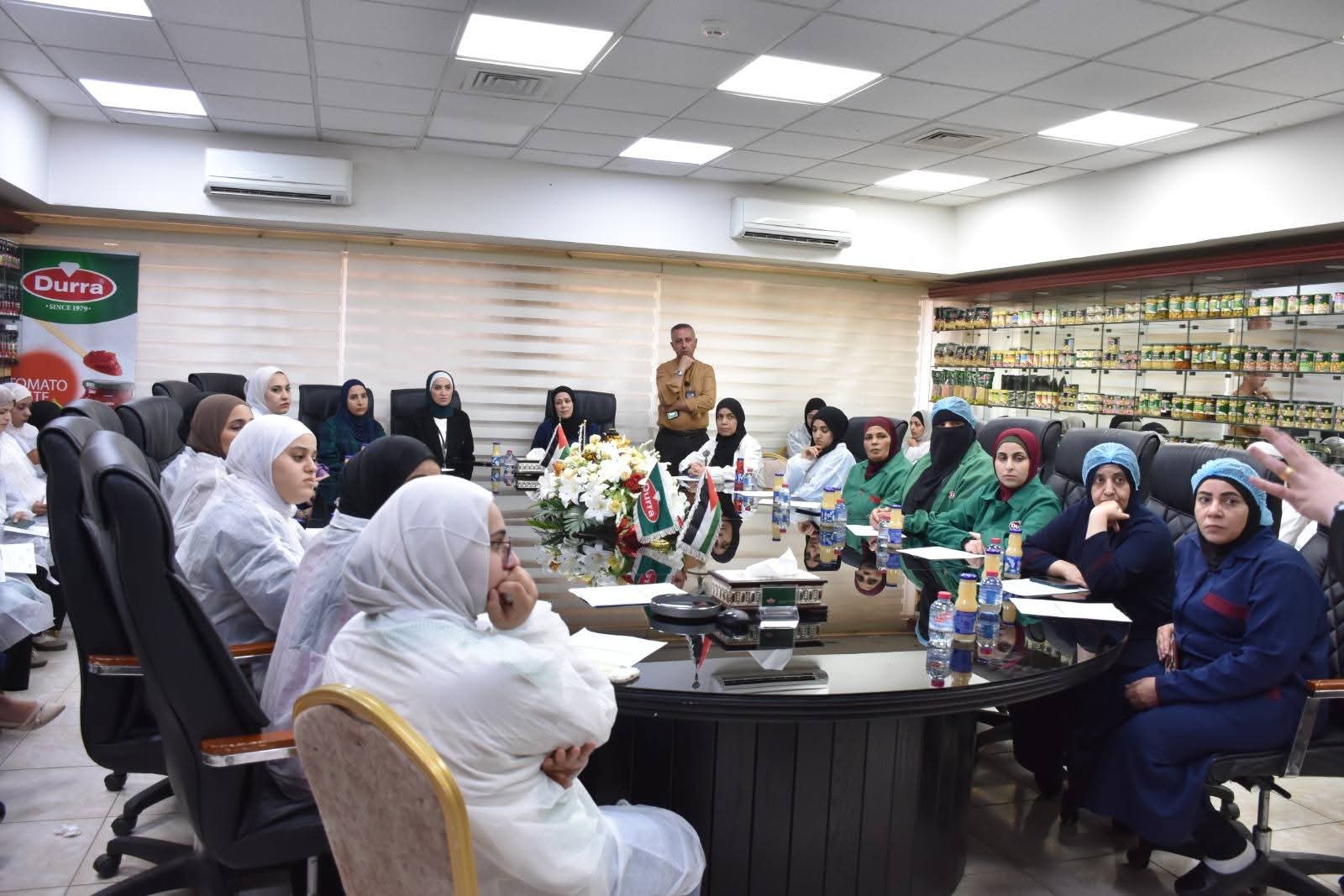 مستشفى الملك المؤسس ينفذ سلسلة محاضرات توعوية صحية