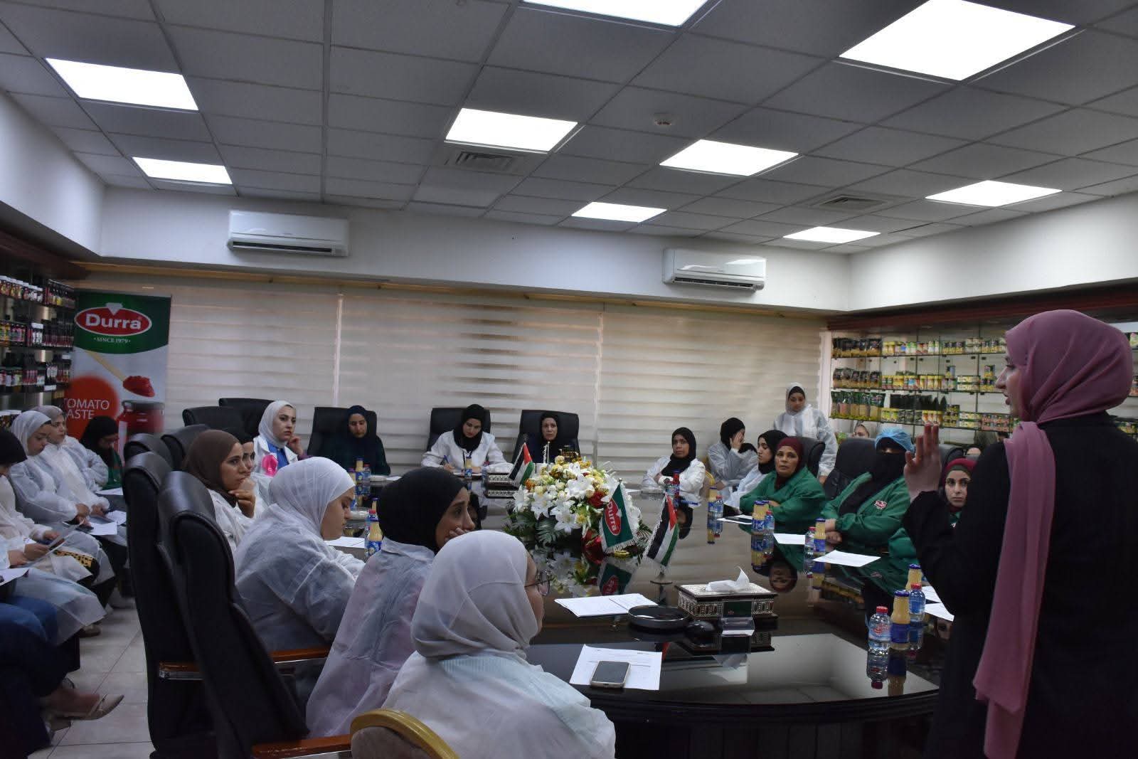 مستشفى الملك المؤسس ينفذ سلسلة محاضرات توعوية صحية