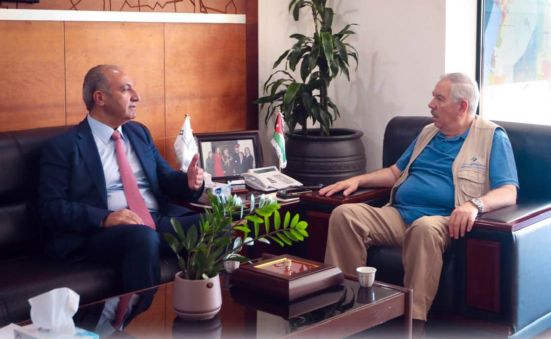 الشواربة يبحث ورئيس مفوضي العقبة التعاون بمجال تكنولوجيا المعلومات والمدن الذكية 