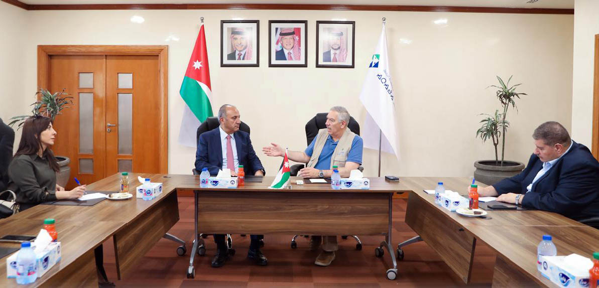 الشواربة يبحث ورئيس مفوضي العقبة التعاون بمجال تكنولوجيا المعلومات والمدن الذكية 