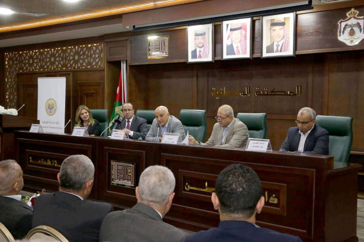 مثقفون يحتفون بإشهار رواية إسعيدة