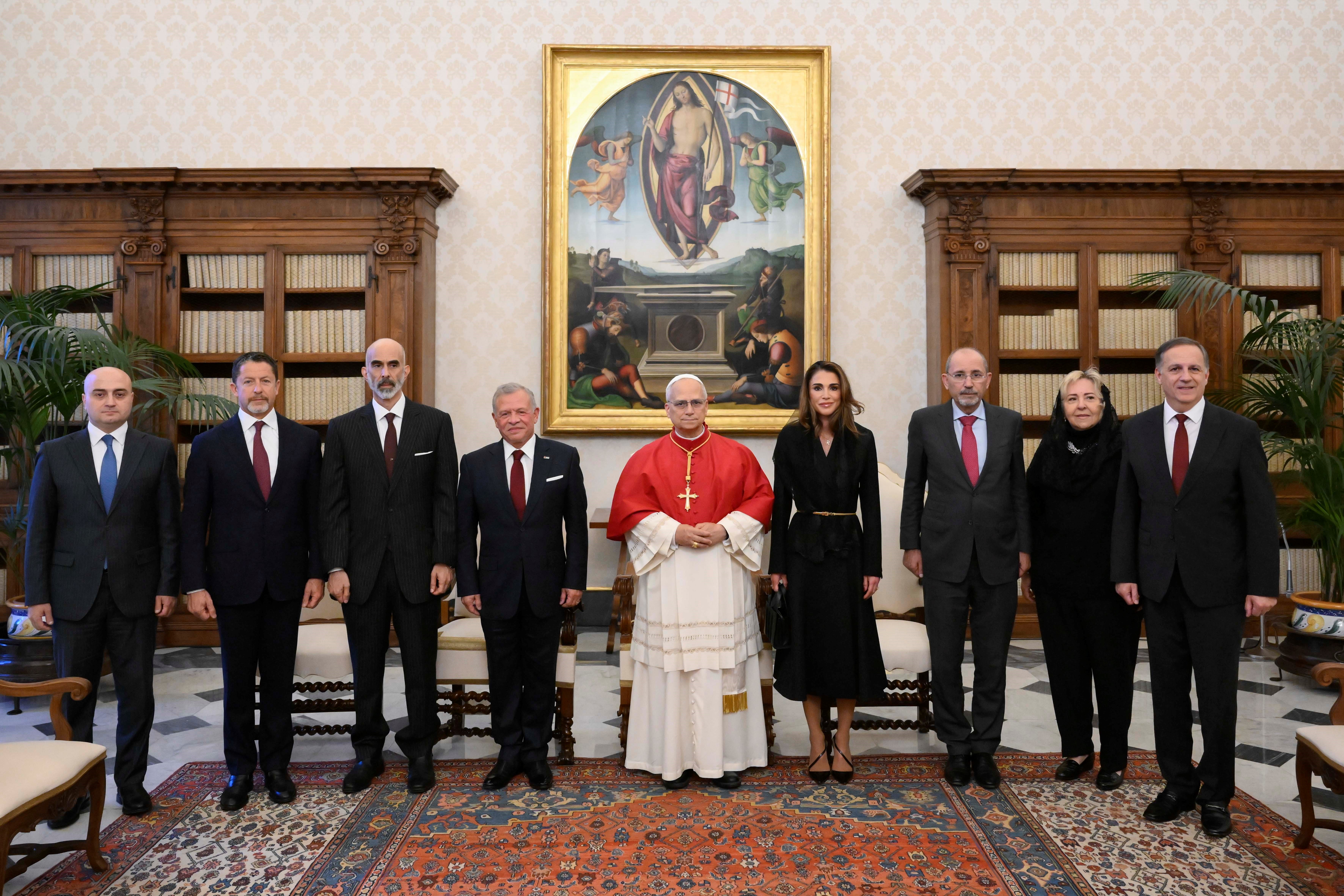 الملك والملكة يلتقيان البابا لاون الرابع عشر بالفاتيكان