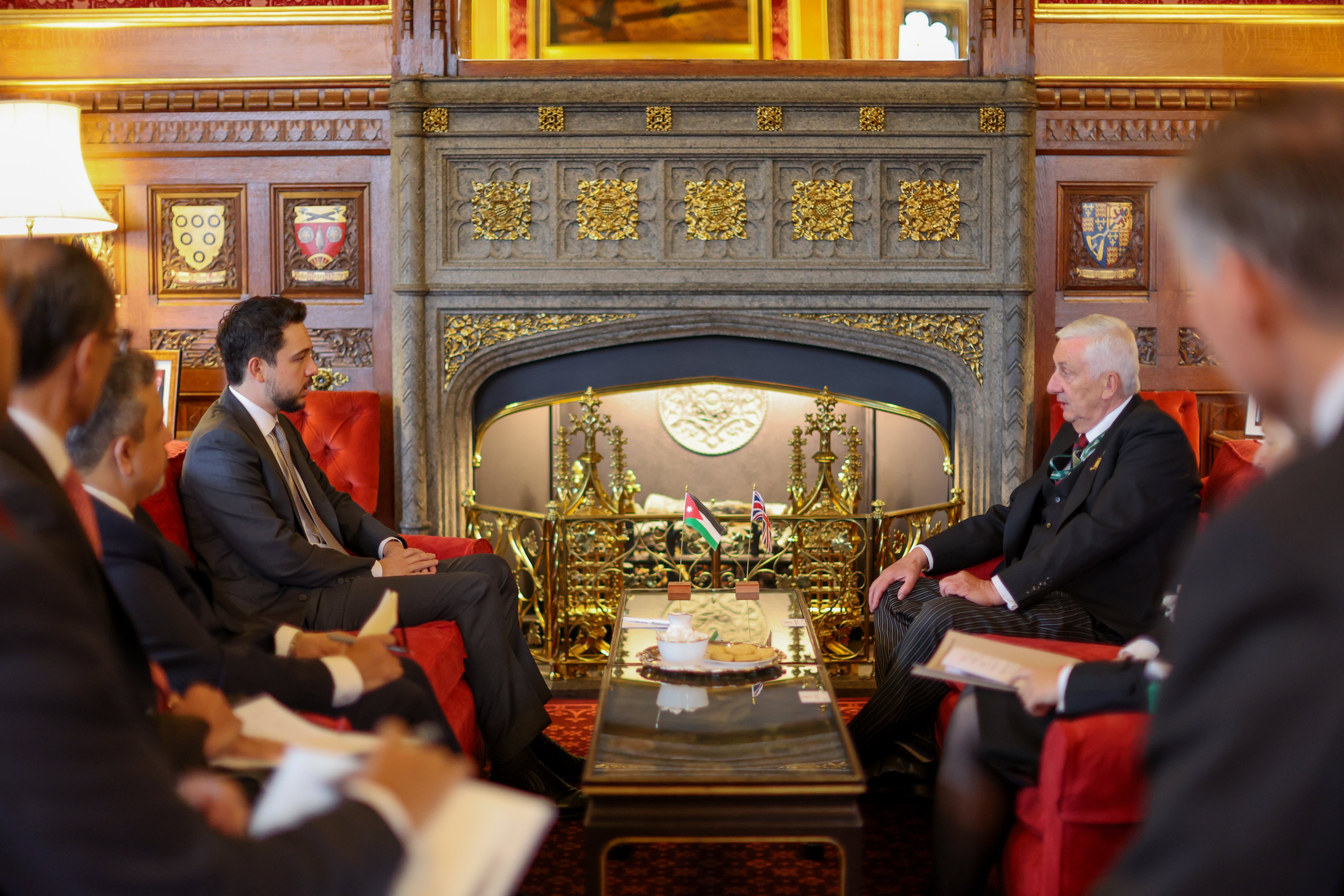 ولي العهد يلتقي رئيس مجلس العموم البريطاني ورئيسة لجنة التنمية الدولية بالمجلس