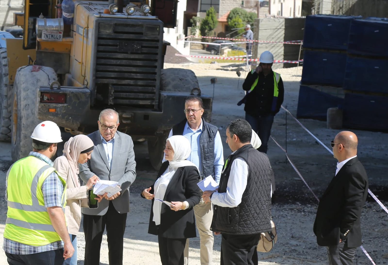 وزير الأشغال يتفقد عددا من المشاريع في العاصمة 
