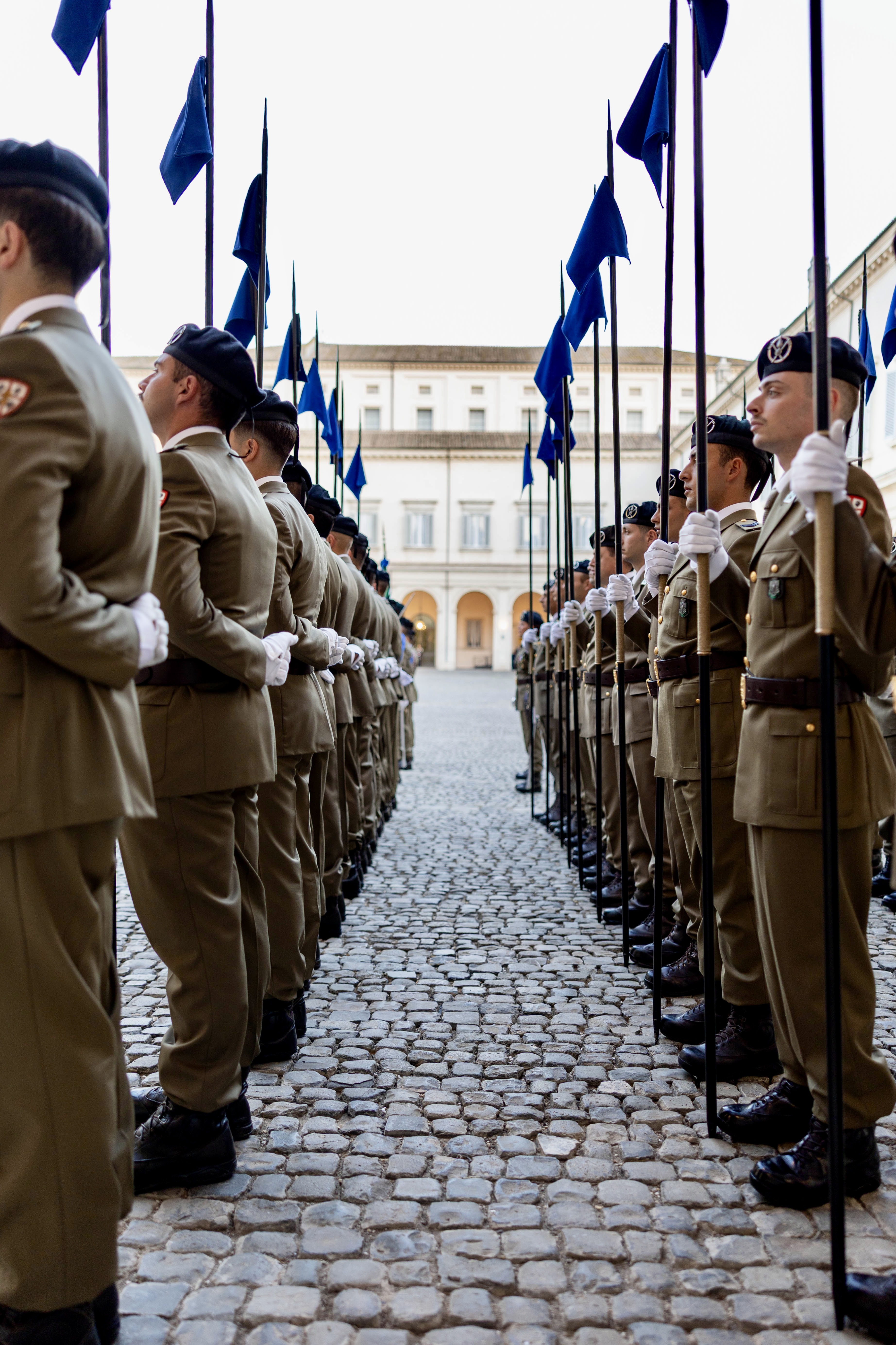 الملك والرئيس الإيطالي يعقدان لقاء في روما