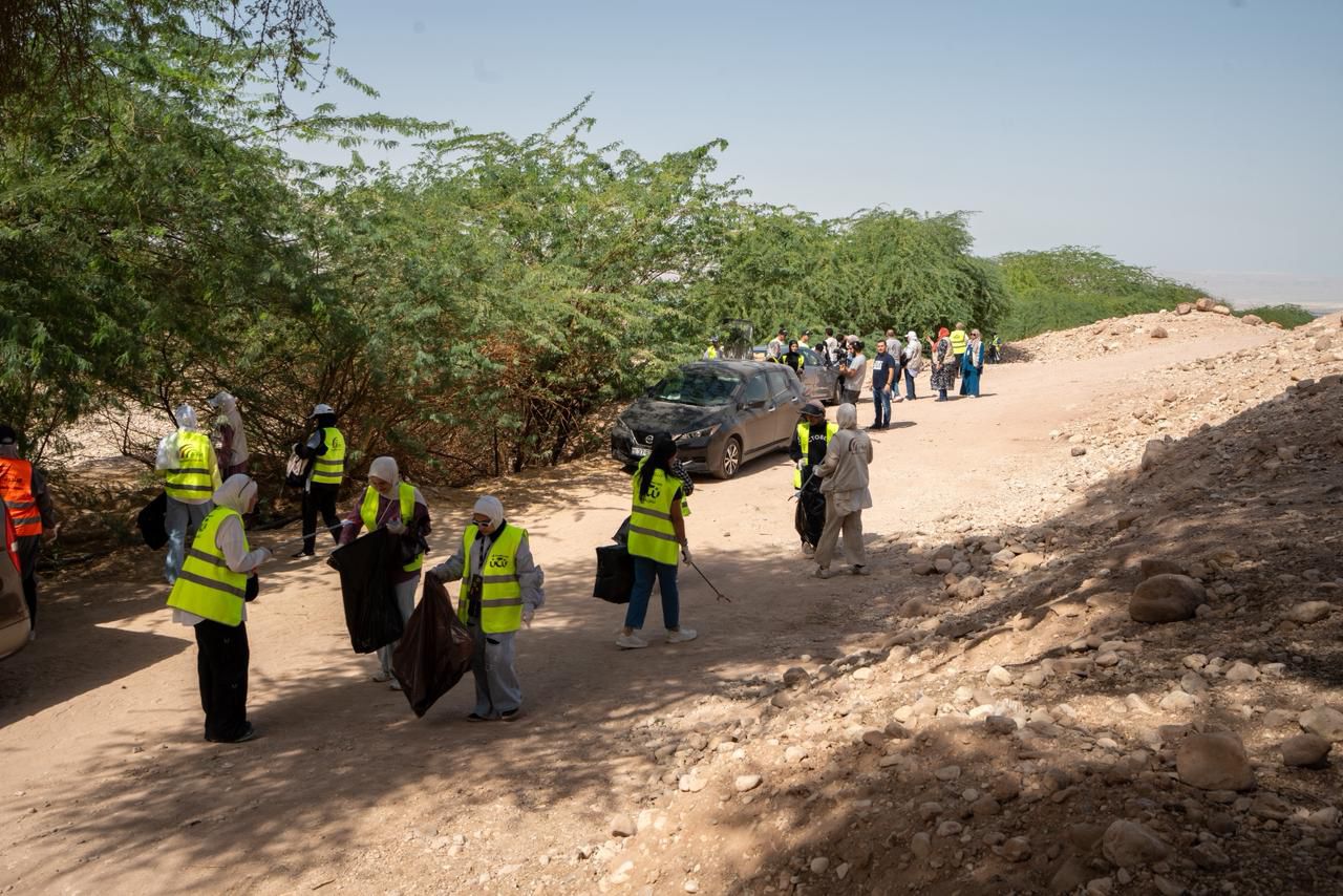 السياحة تنفذ حملات توعية ونظافة في مواقع سياحية وأثرية