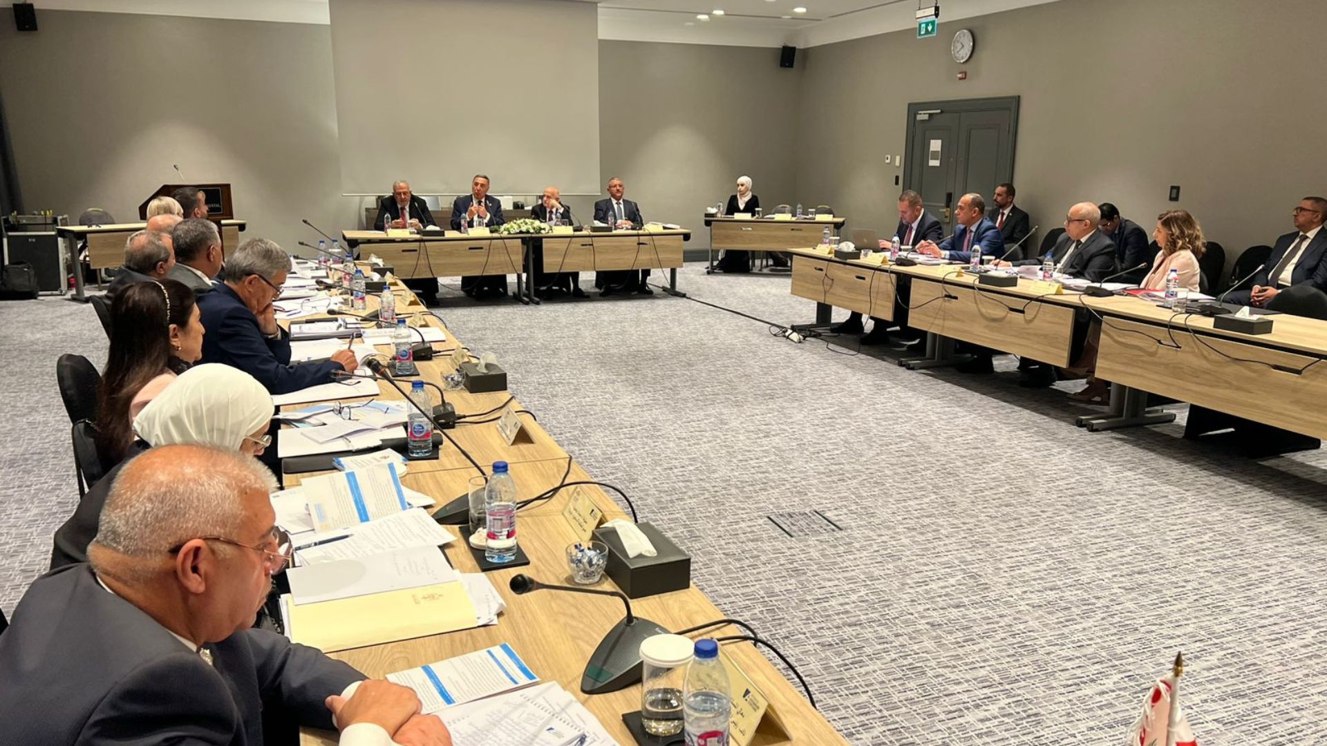 المحكمة الدستورية تنظم ندوة حول عمل المحاكم والمجالس الدستورية