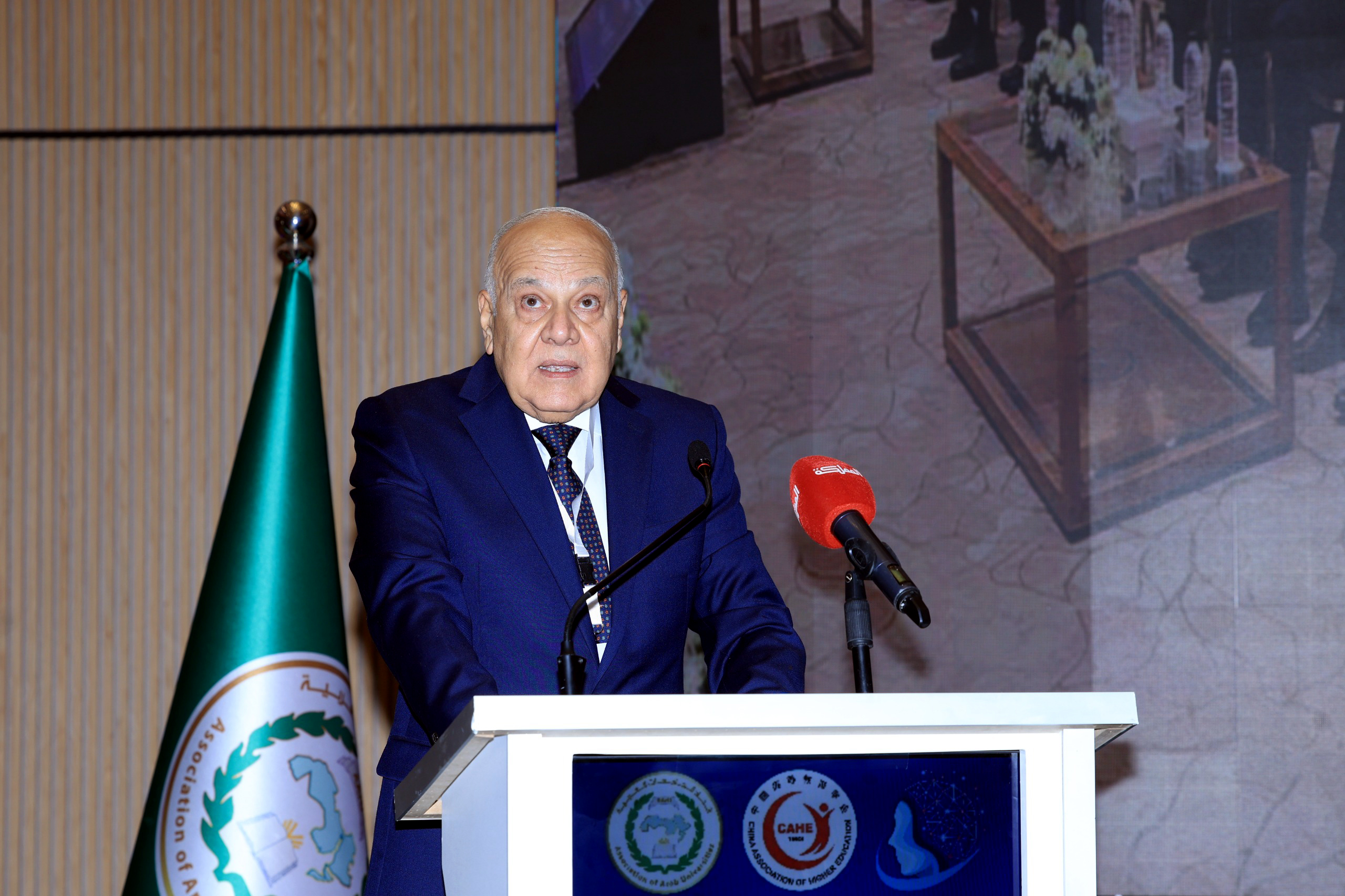 انطلاق فعاليات مؤتمر الجامعات وتكنولوجيا الذكاء الاصطناعي 