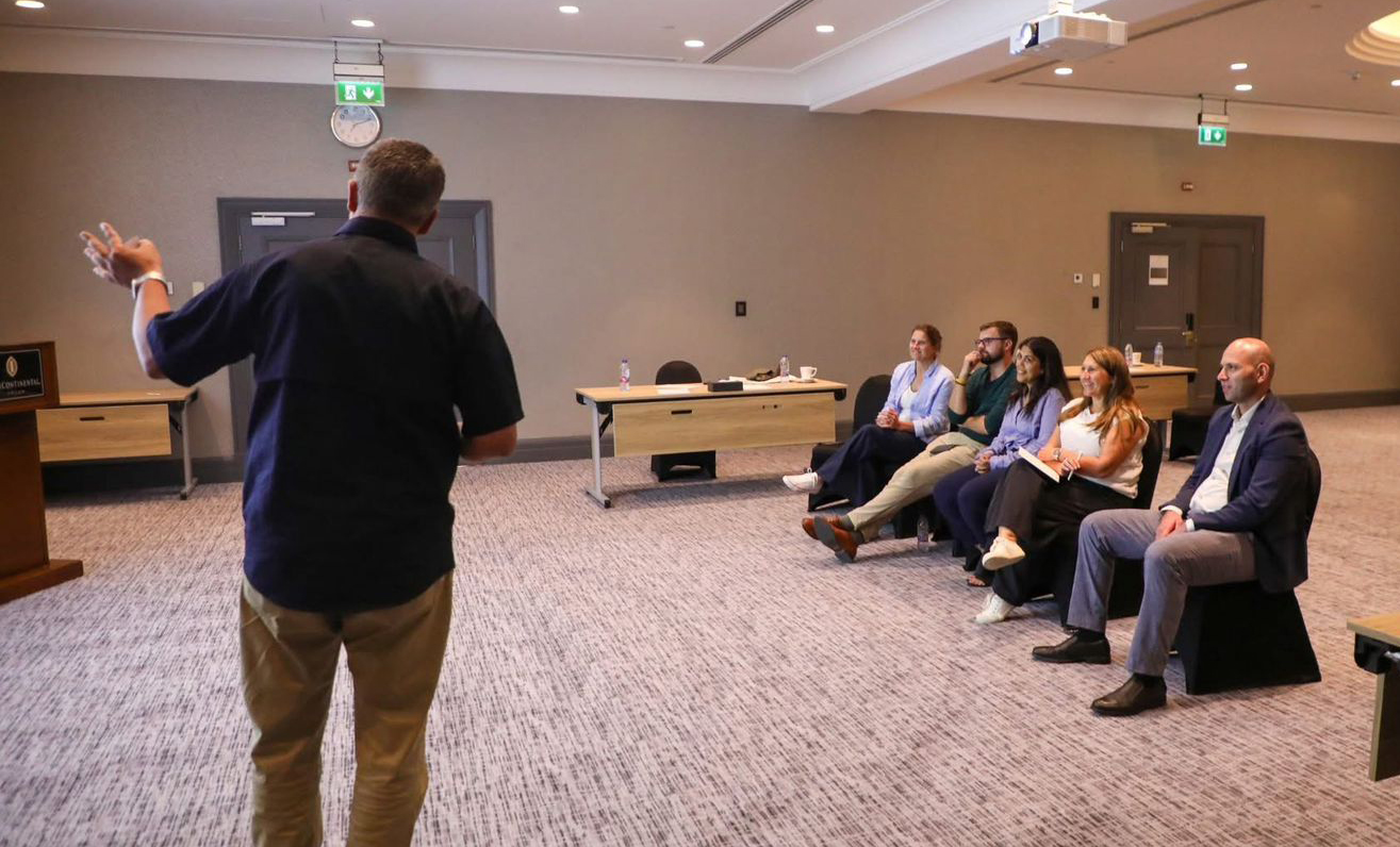 ورشة متخصصة لتعزيز السياحة التعليمية مع بريطانيا