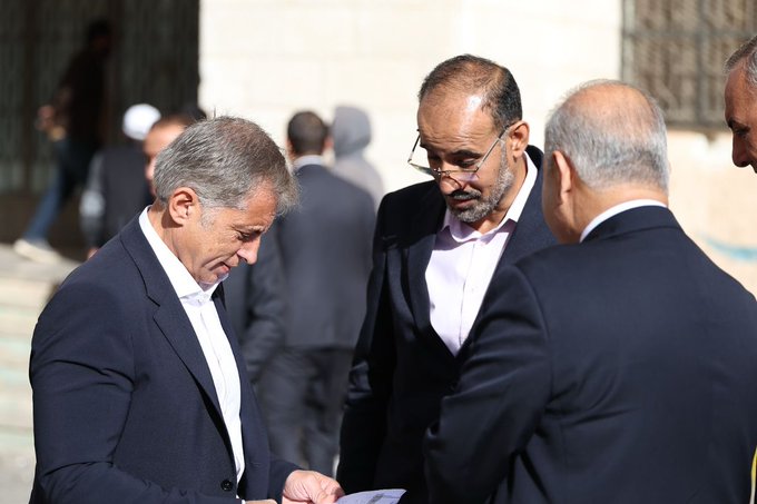 رئيس الوزراء يوجّه لتطوير مخطَّط تنموي شمولي للأزرق وعدم تفويت الفرصة أمامها لتكون مركزاً بيئياً سياحياً جاذباً من محميَّة الشومري والمحمية المائية إلى جانب المسطحات المائيَّة التي يجري العمل على تطويرها 