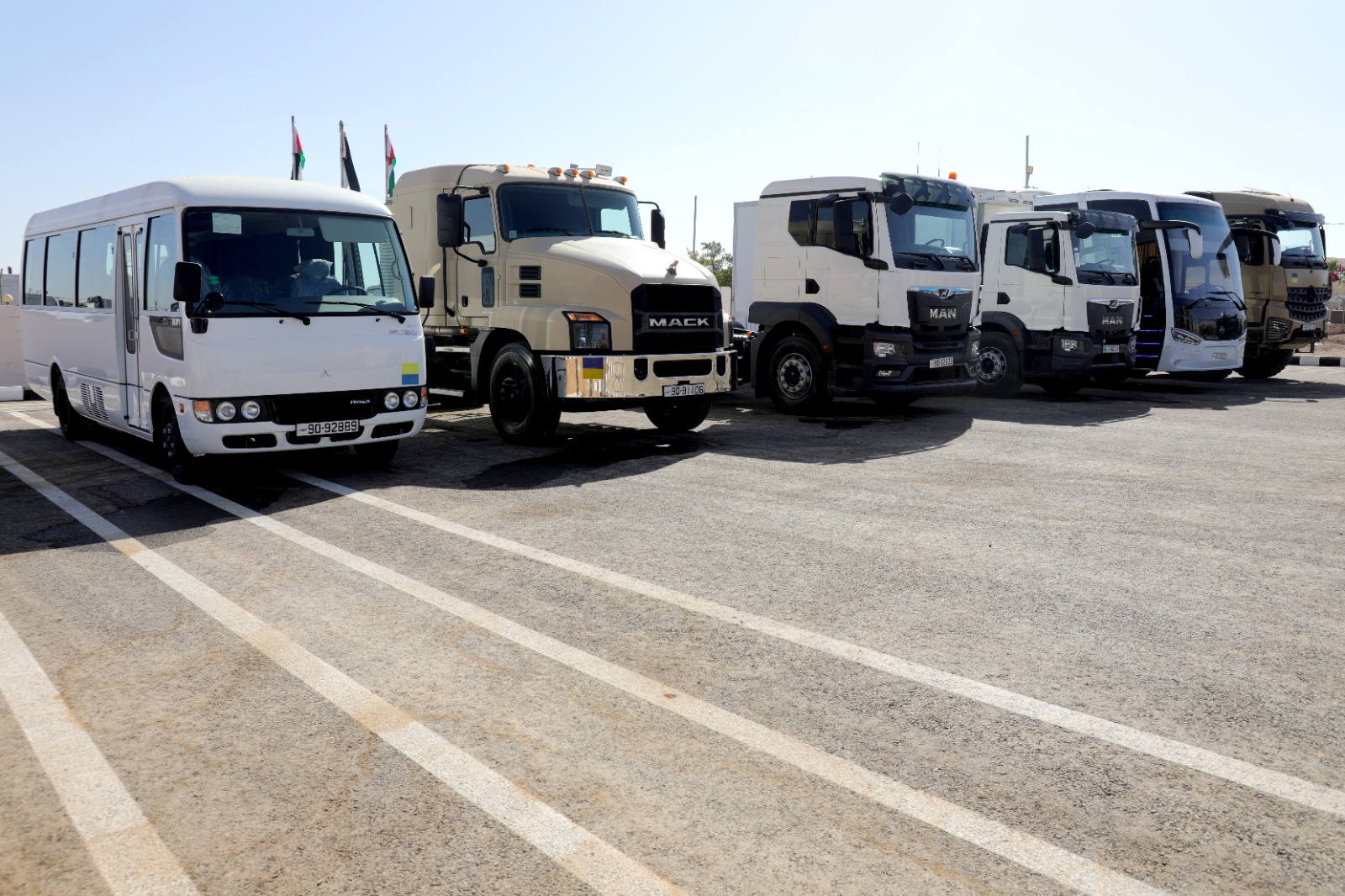 الحنيطي يزور عدد من تشكيلات القوات المسلحة ويشيد بكفاءتها