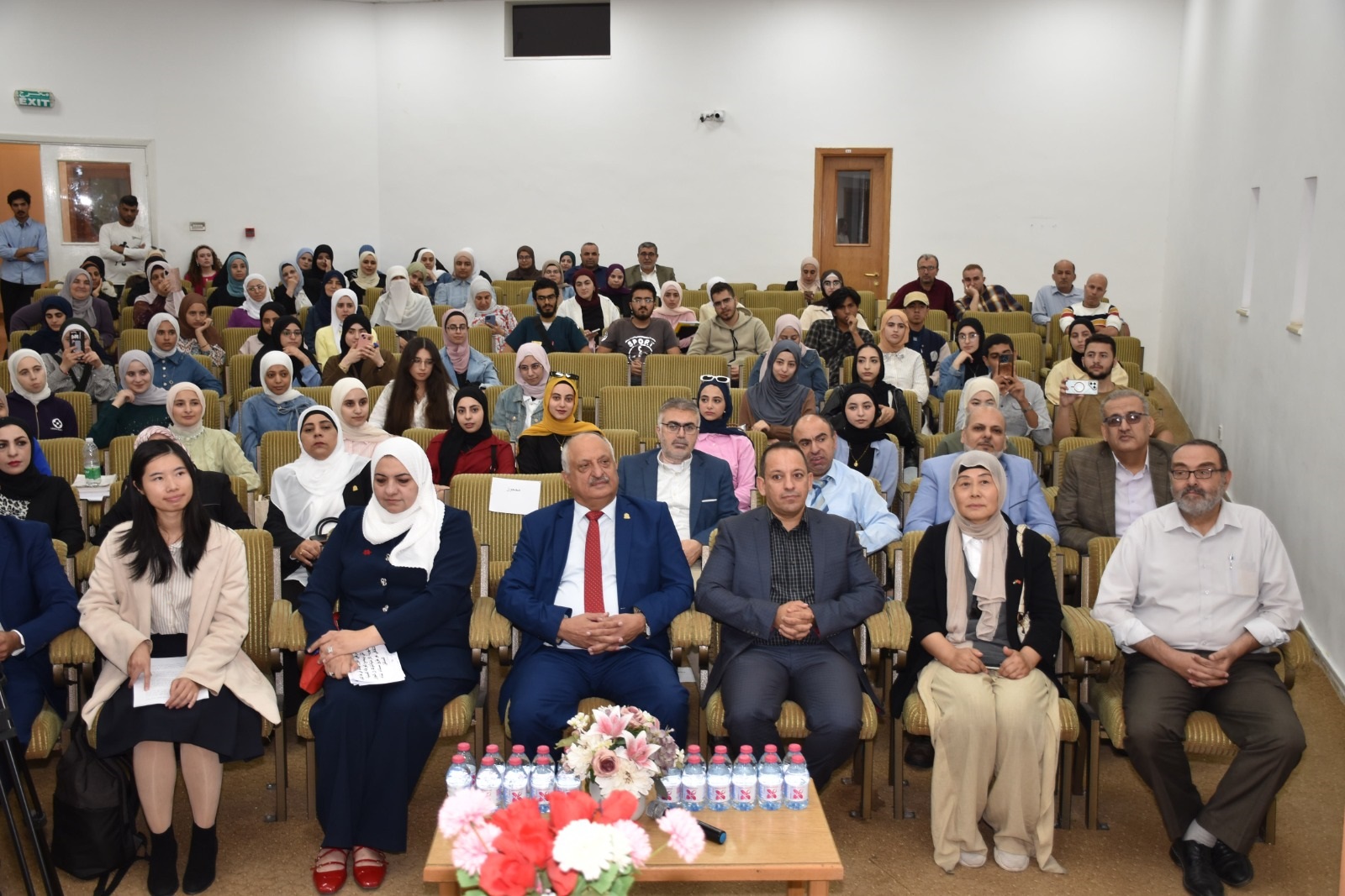 اليرموك تبحث تعزيز التعاون الأكاديمي مع المستشار الثقافي بسفارة الصين