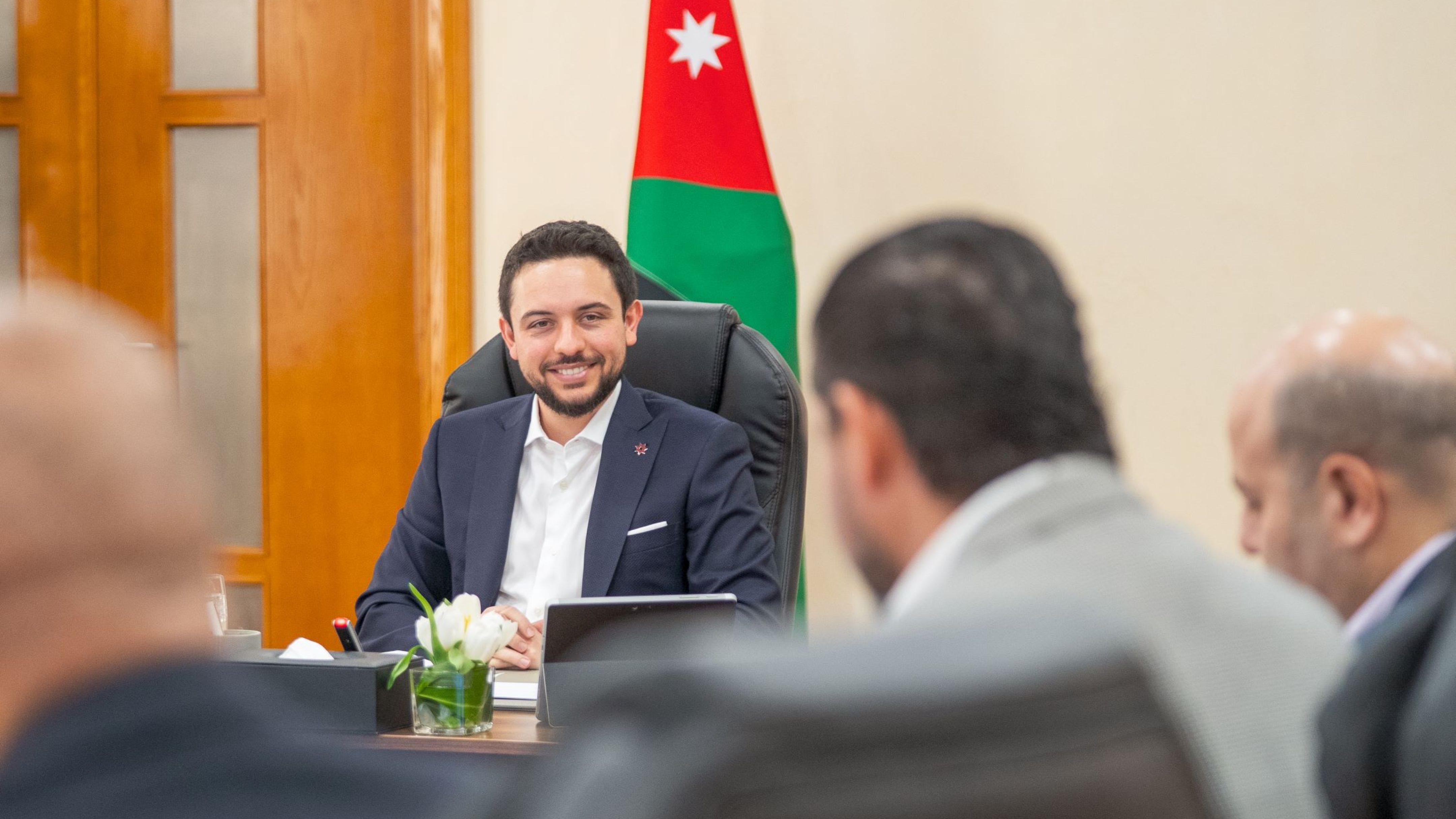 ولي العهد يؤكد أهمية تسهيل إجراءات الاستثمار في العقبة