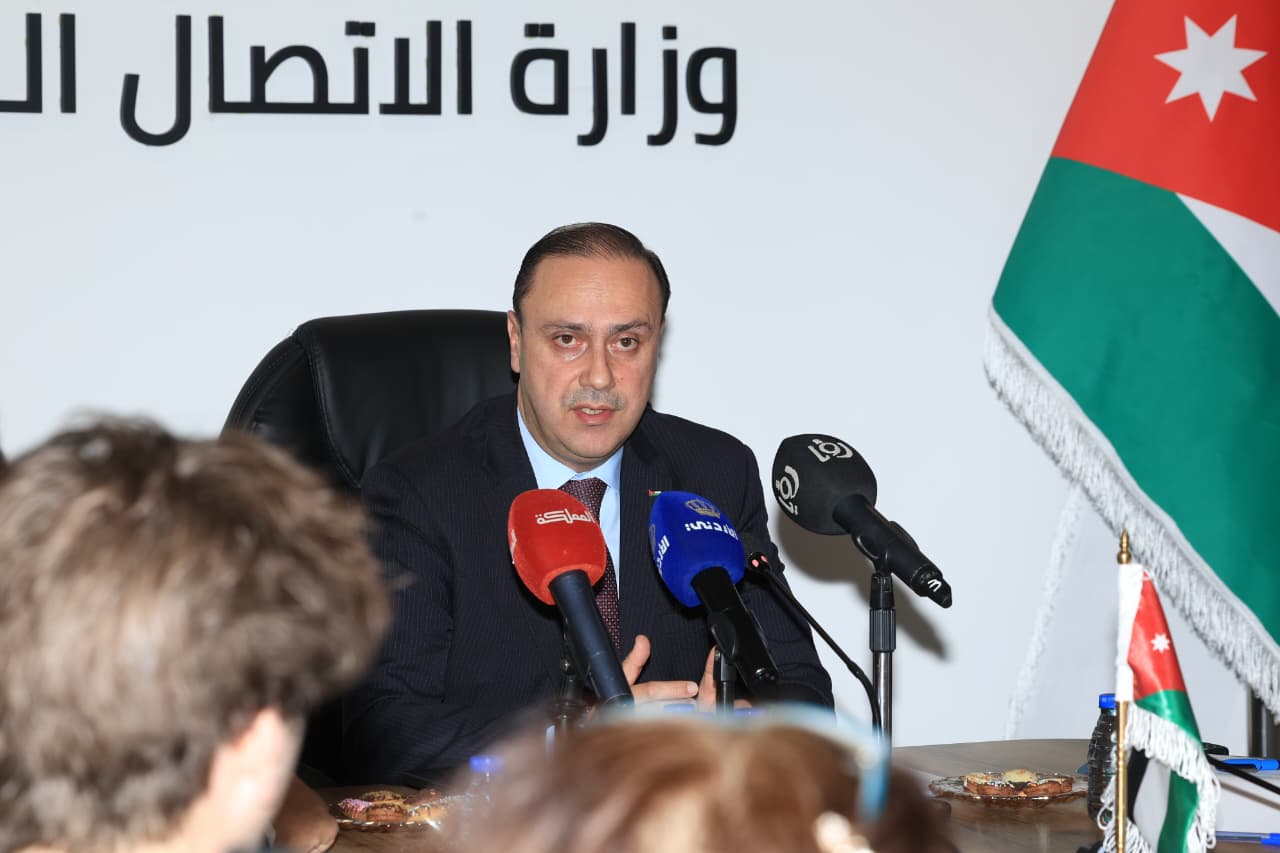 المومني: تأثير الأردن الدولي والإقليمي مستمد من الخطاب السياسي المتزن والحكيم