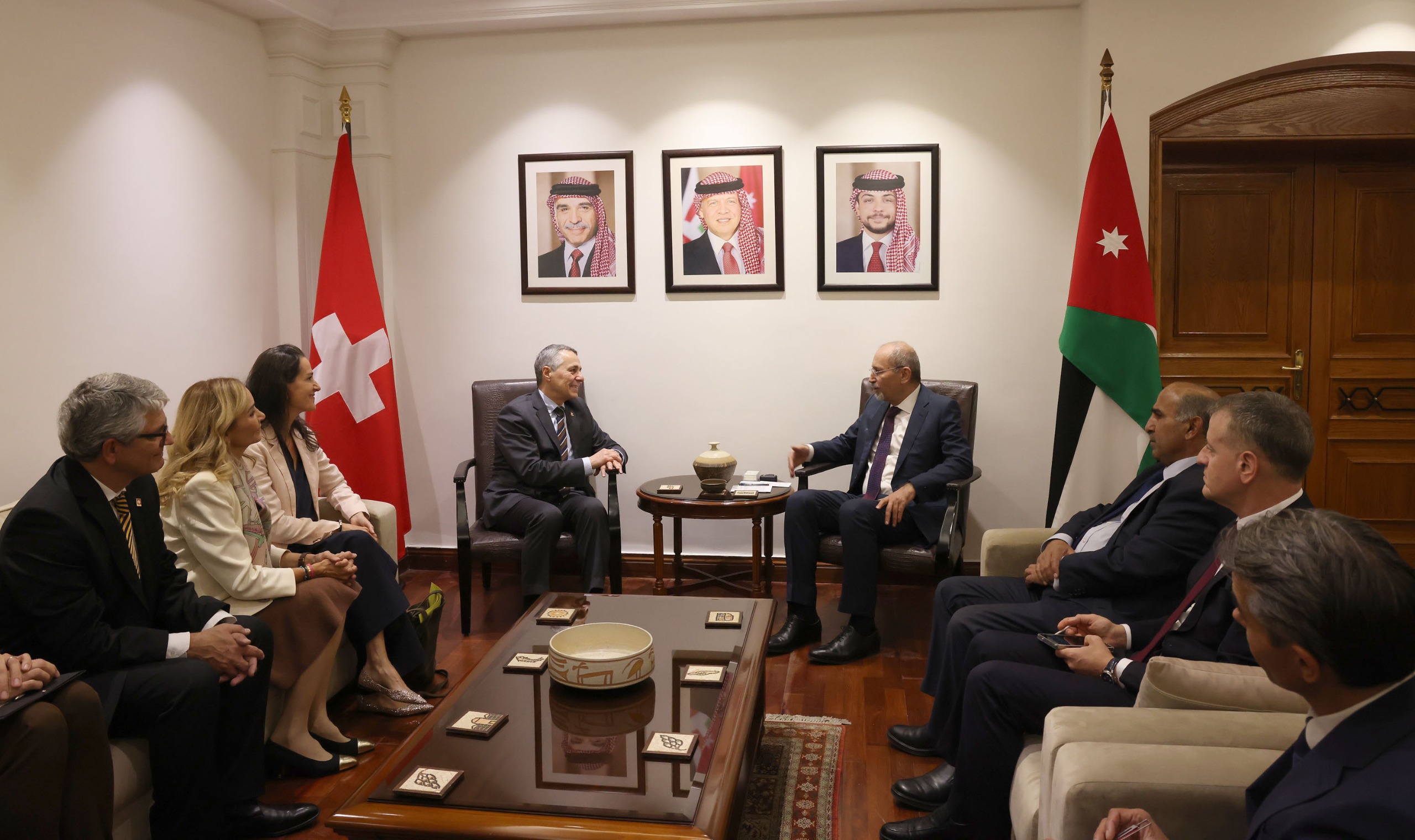 وزير الخارجية يلتقي وزير خارجية الاتحاد السويسري