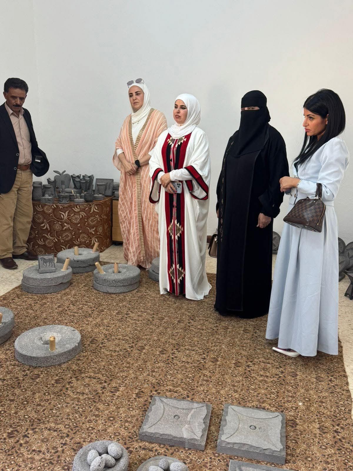 المرأة النيابية تطلع على برامج ومشاريع تمكين المرأة في المفرق