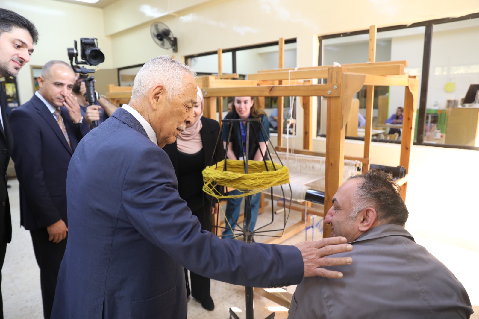 رئيس الديوان الملكي يزور مركز نازك الحريري للتربية الخاصة ويشيد بجهوده وبرامجه