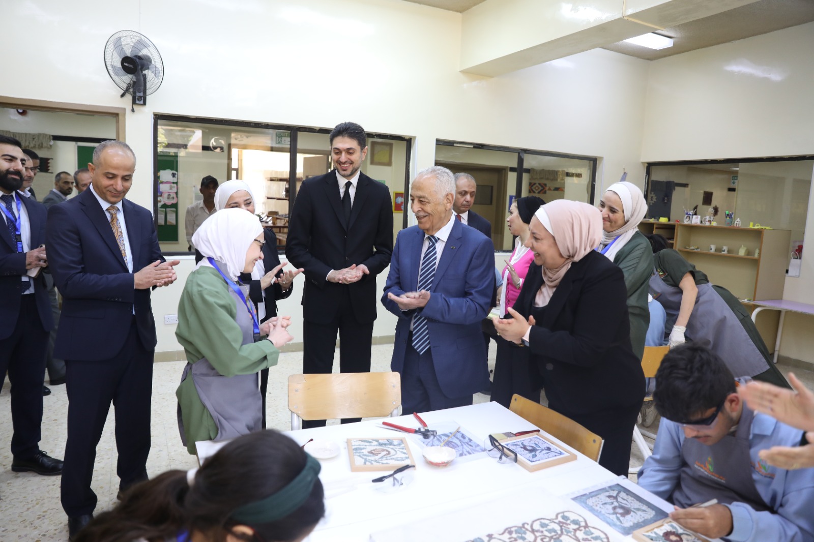رئيس الديوان الملكي يزور مركز نازك الحريري للتربية الخاصة ويشيد بجهوده وبرامجه