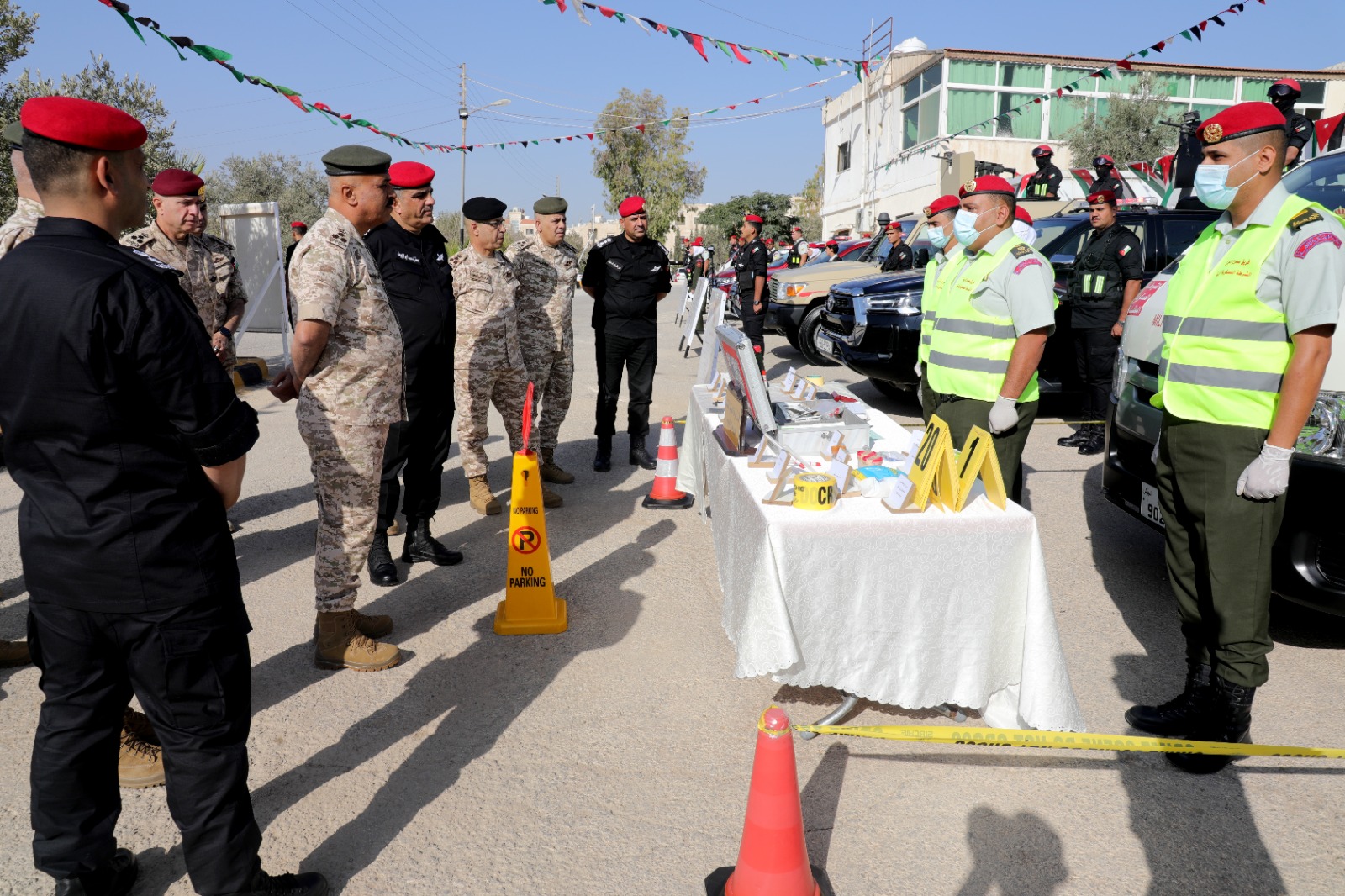 اختتام عدد من دورات مكافحة وفض الشغب بقيادة الشرطة العسكرية